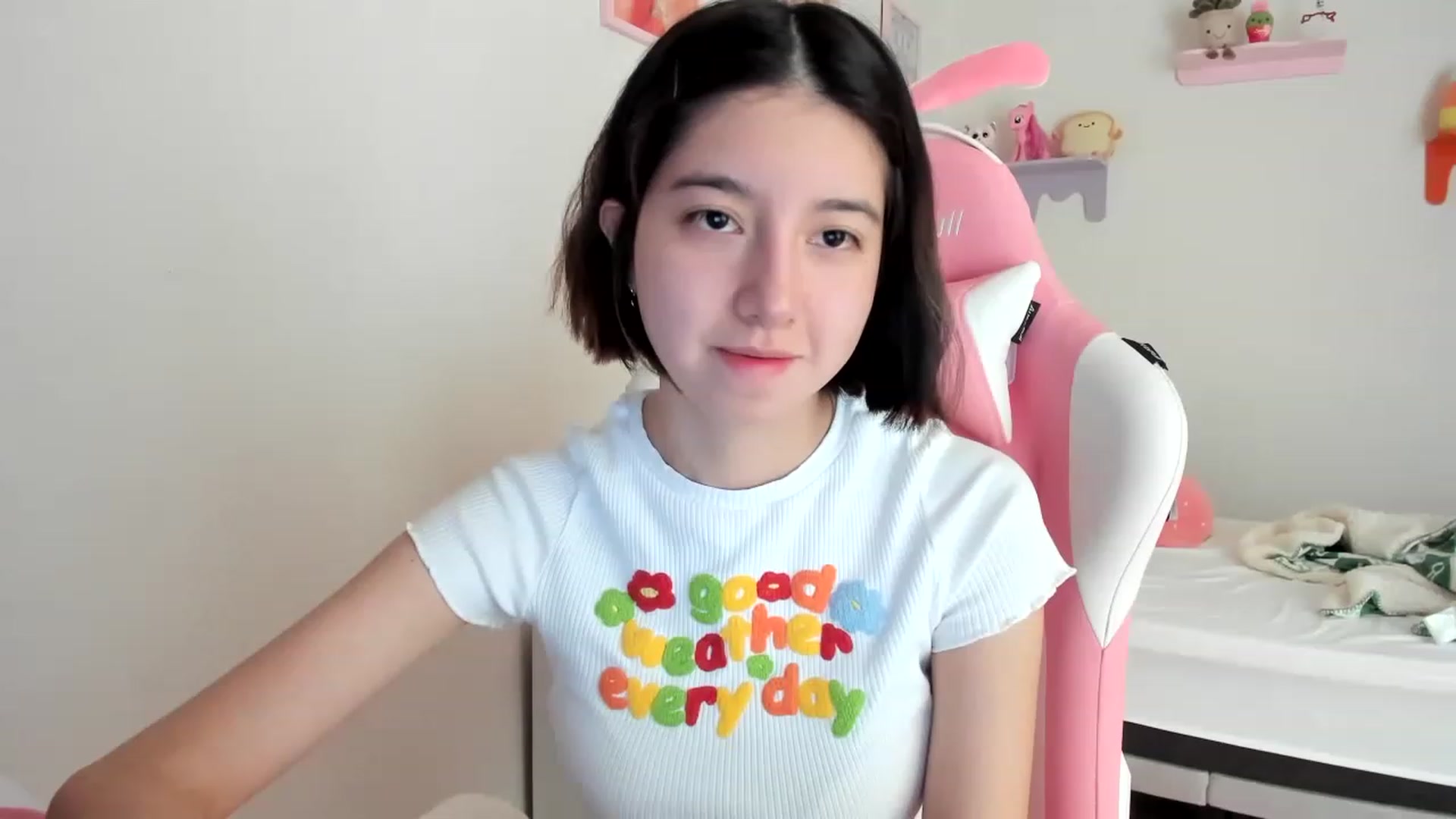 Gallery image thumbnail from Cherrycute666's myfreecams stream on, 05/11/2023, 17:05 image 3 of 20