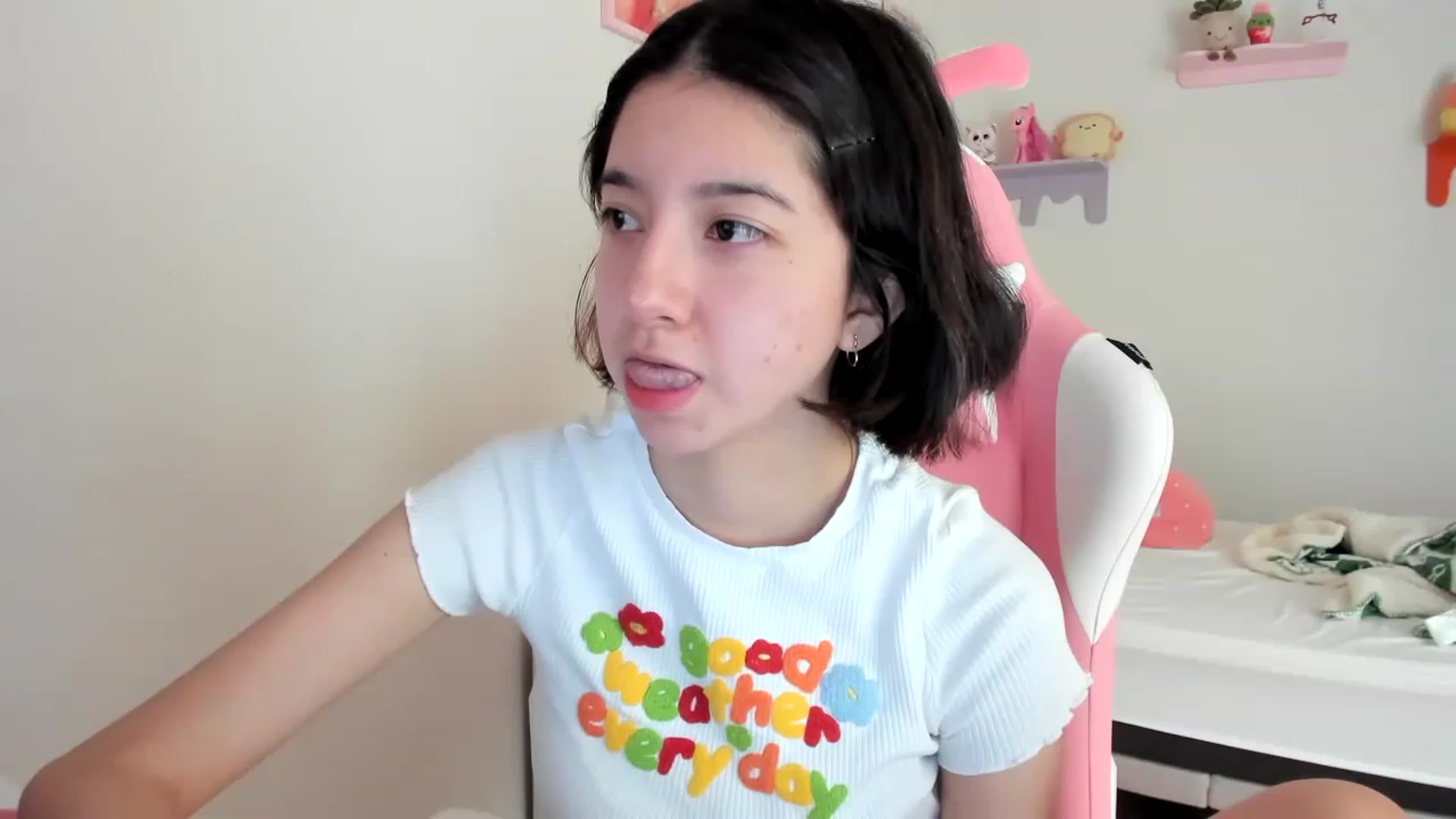 Gallery image thumbnail from Cherrycute666's myfreecams stream on, 05/11/2023, 17:05 image 7 of 20