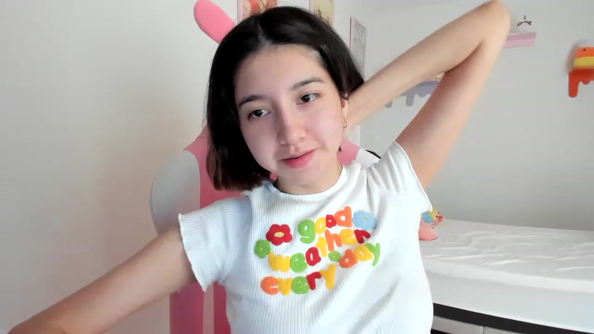 Gallery image thumbnail from Cherrycute666's myfreecams stream on, 05/11/2023, 19:29 image 12 of 20