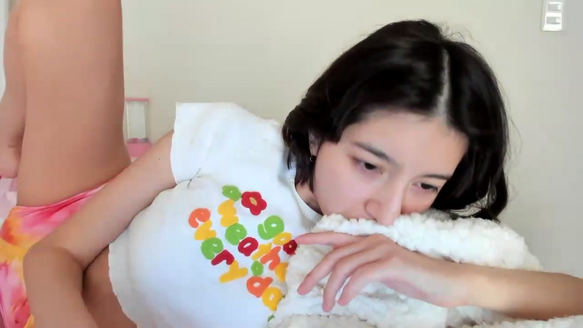 Gallery image thumbnail from Cherrycute666's myfreecams stream on, 05/11/2023, 22:42 image 9 of 20