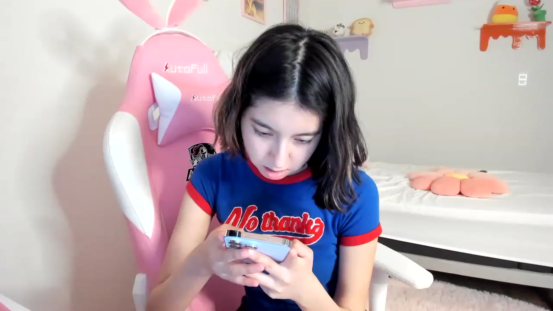 Gallery image thumbnail from Cherrycute666's myfreecams stream on, 05/13/2023, 07:40 image 3 of 20