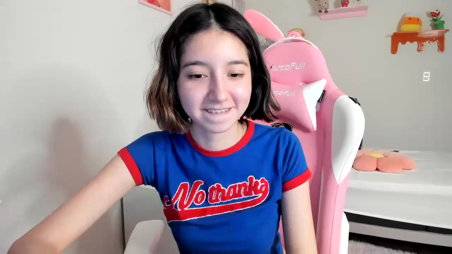 Gallery image thumbnail from Cherrycute666's myfreecams stream on, 05/13/2023, 07:40 image 13 of 20