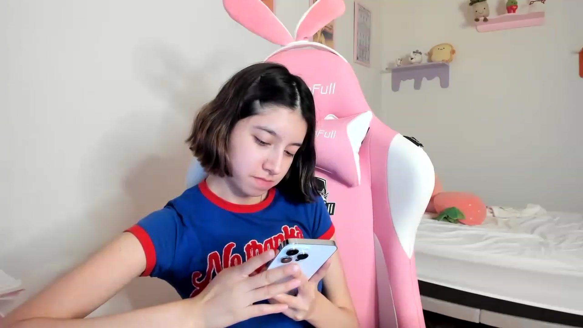 Gallery image thumbnail from Cherrycute666's myfreecams stream on, 05/13/2023, 11:08 image 19 of 20