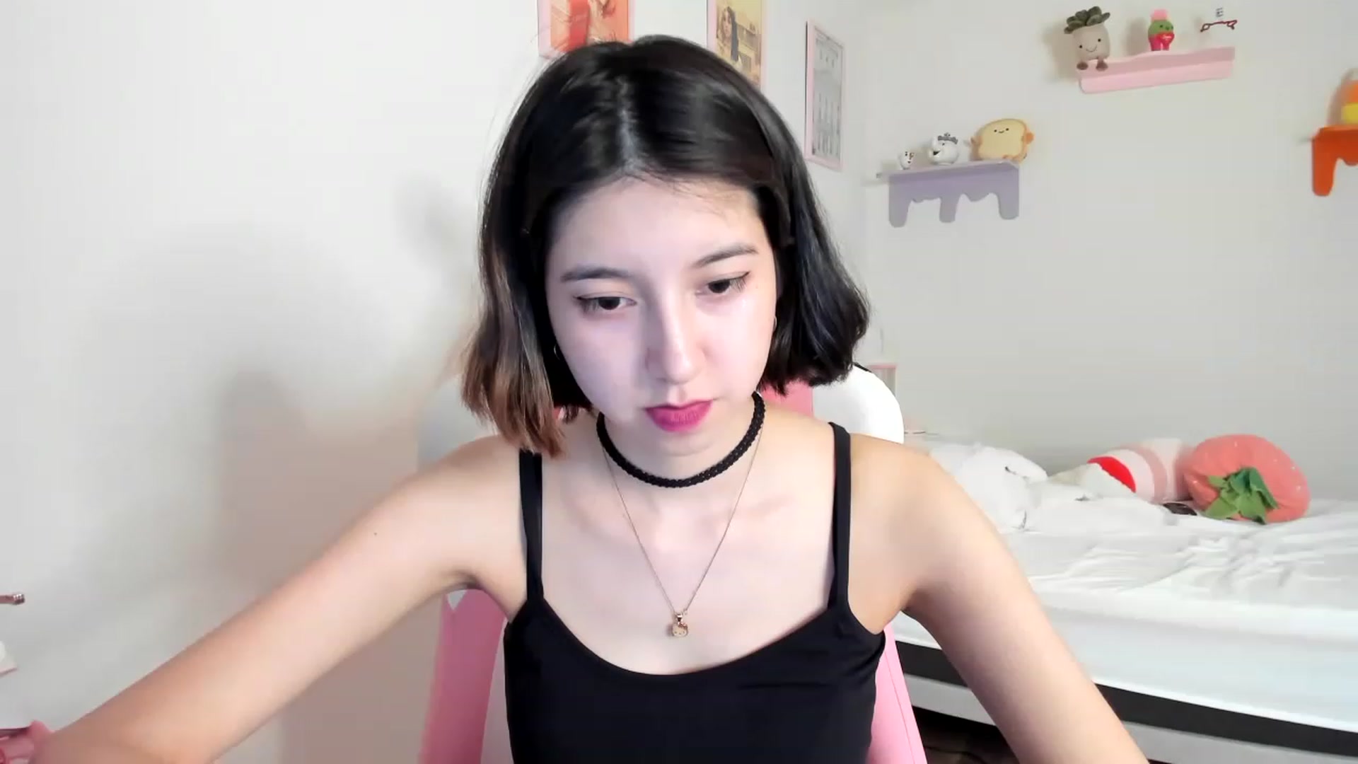 Gallery image thumbnail from Cherrycute666's myfreecams stream on, 05/14/2023, 24:03 image 9 of 20