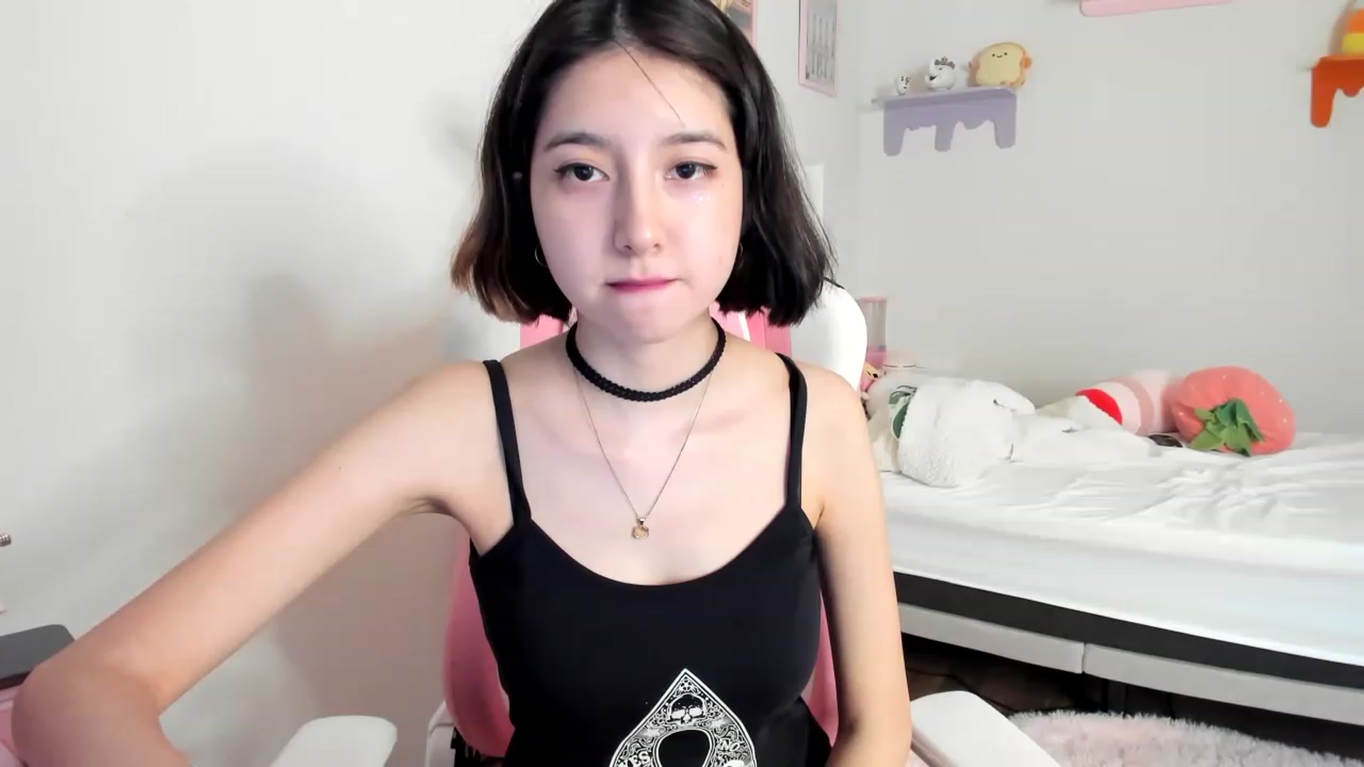 Gallery image thumbnail from Cherrycute666's myfreecams stream on, 05/14/2023, 01:37 image 3 of 20