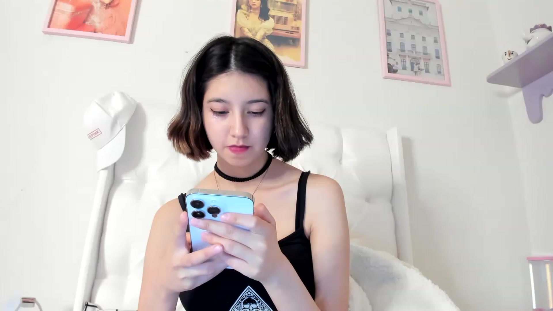 Gallery image thumbnail from Cherrycute666's myfreecams stream on, 05/14/2023, 03:09 image 5 of 20