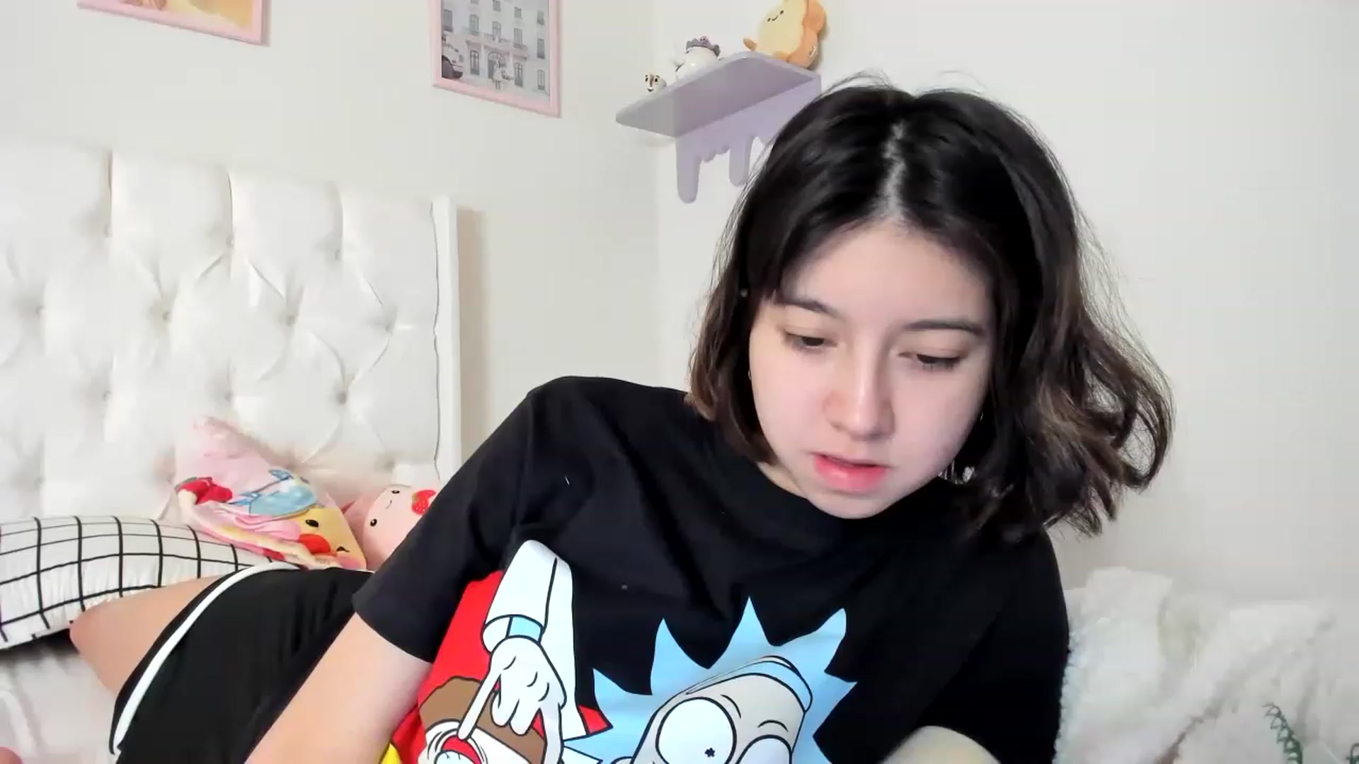 Gallery image thumbnail from Cherrycute666's myfreecams stream on, 05/14/2023, 14:04 image 12 of 20
