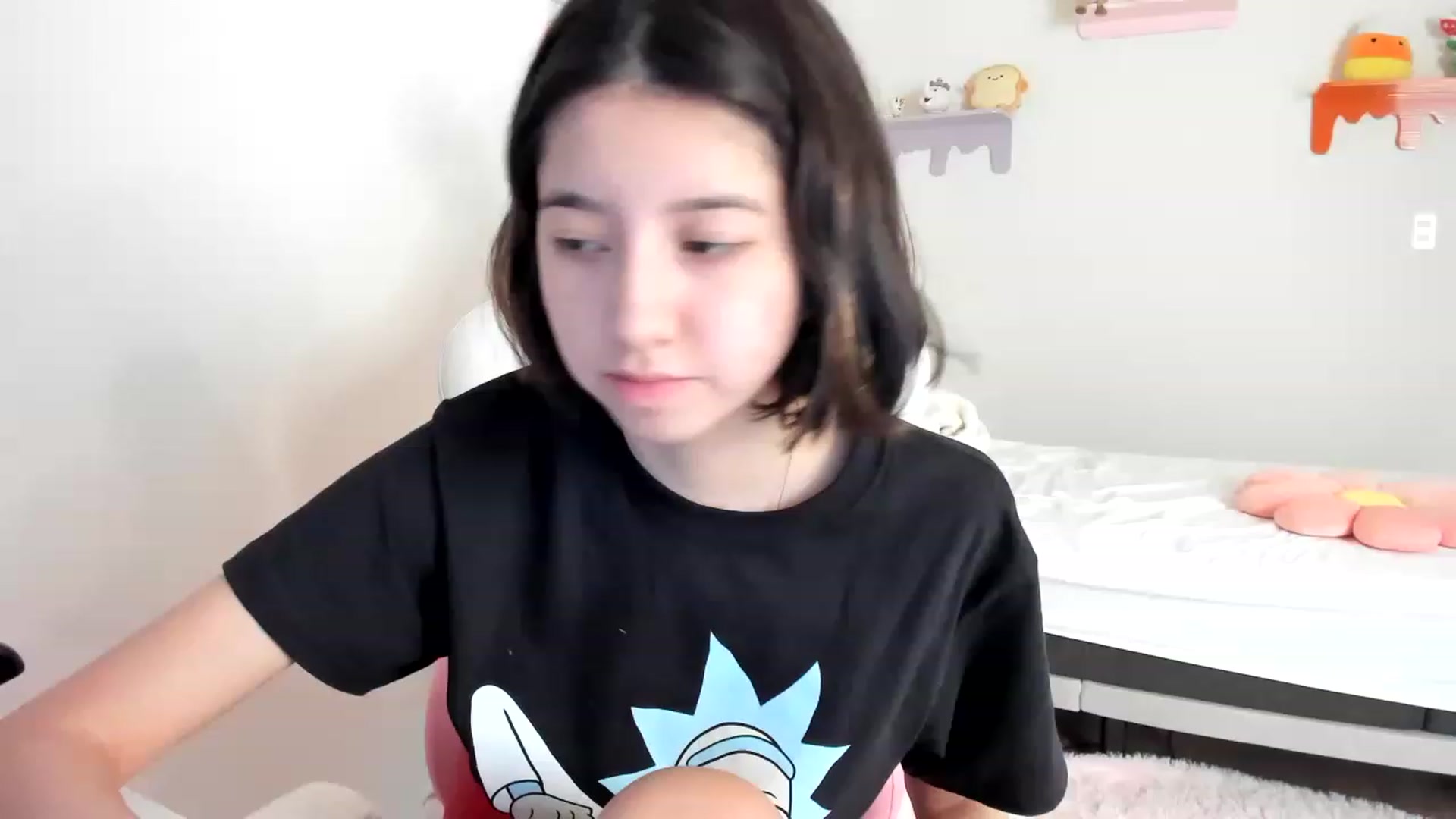 Gallery image thumbnail from Cherrycute666's myfreecams stream on, 05/14/2023, 22:29 image 6 of 20