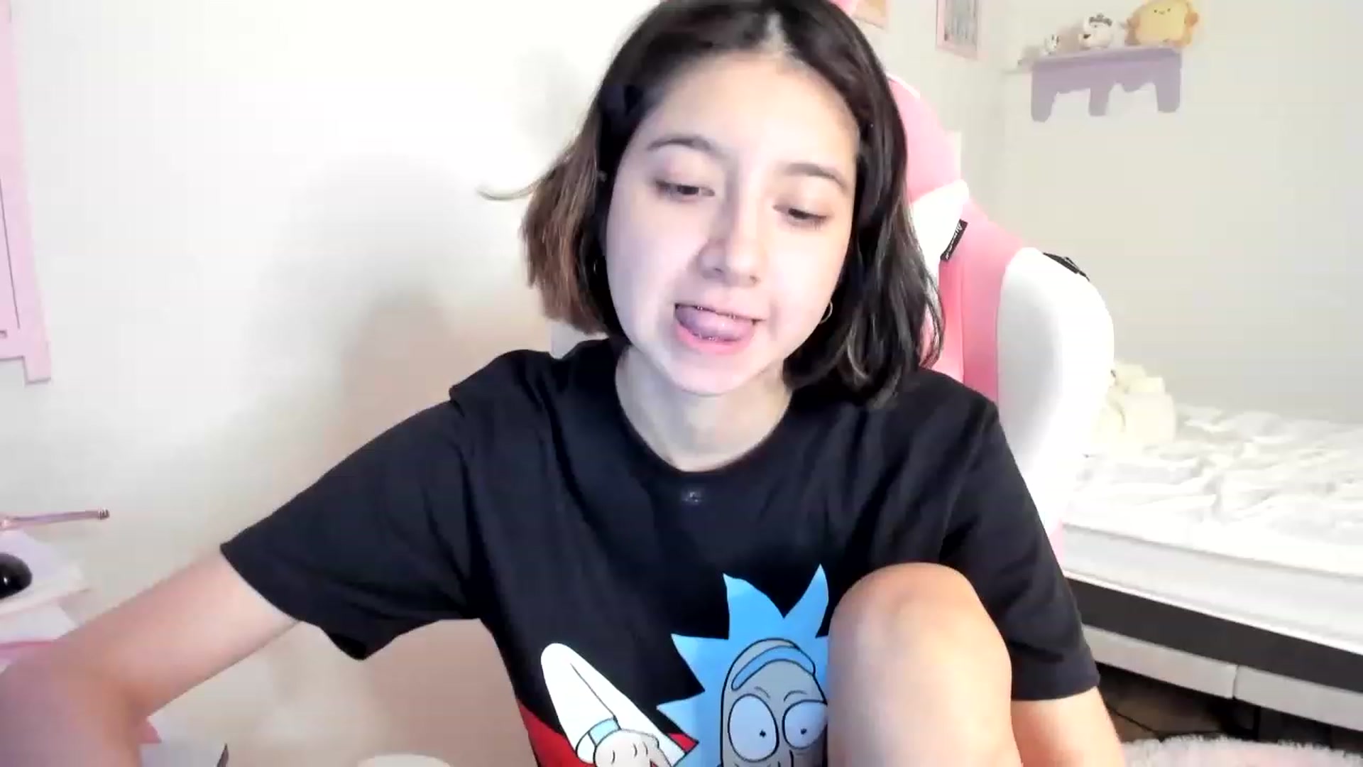 Gallery image thumbnail from Cherrycute666's myfreecams stream on, 05/15/2023, 04:16 image 18 of 20