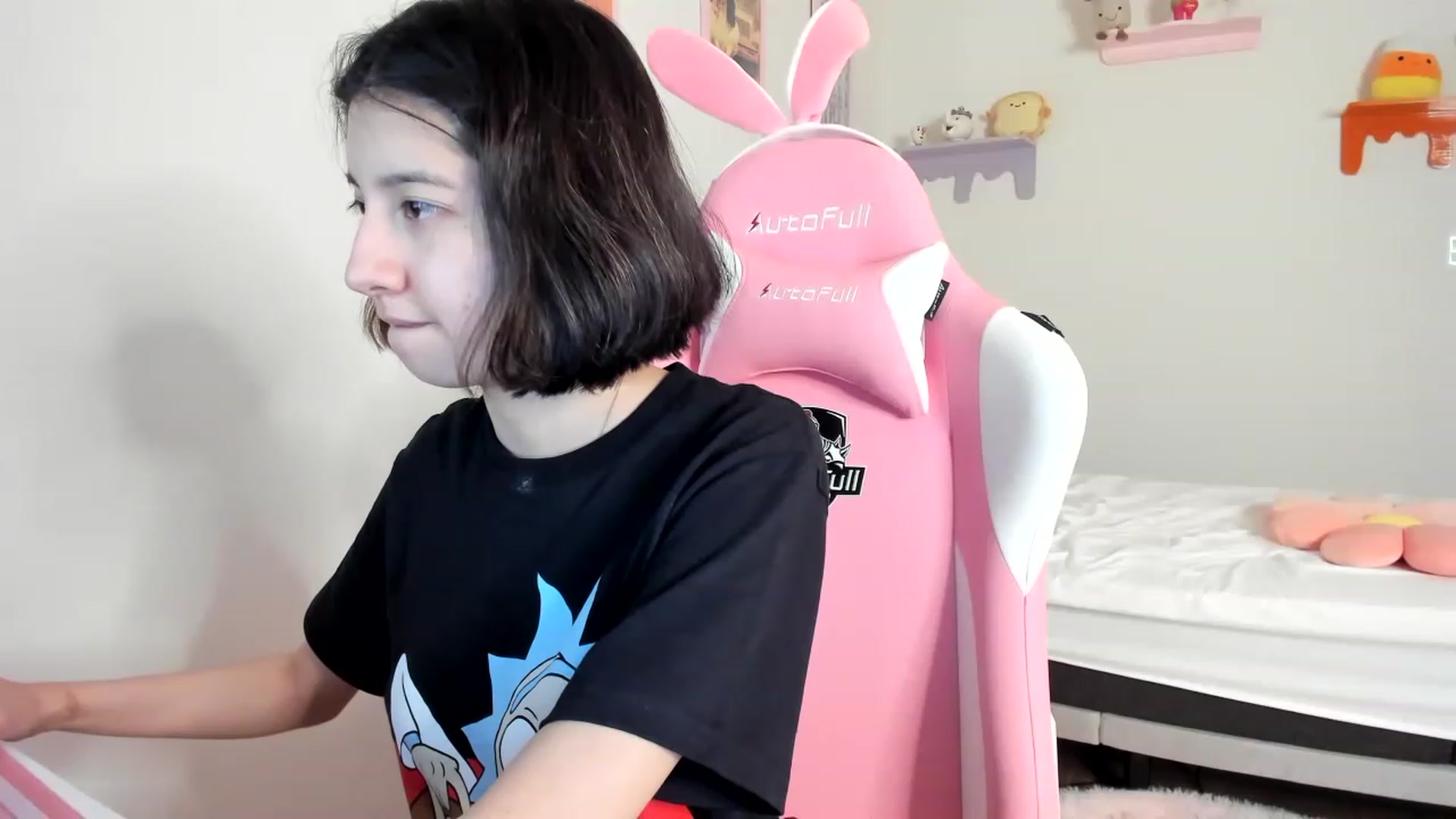 Gallery image thumbnail from Cherrycute666's myfreecams stream on, 05/15/2023, 04:16 image 4 of 20
