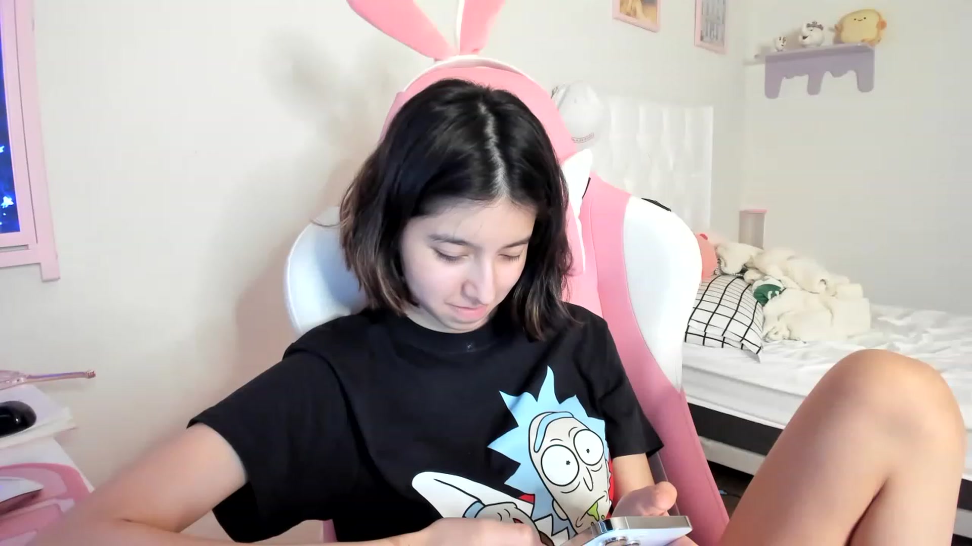 Gallery image thumbnail from Cherrycute666's myfreecams stream on, 05/15/2023, 04:16 image 16 of 20