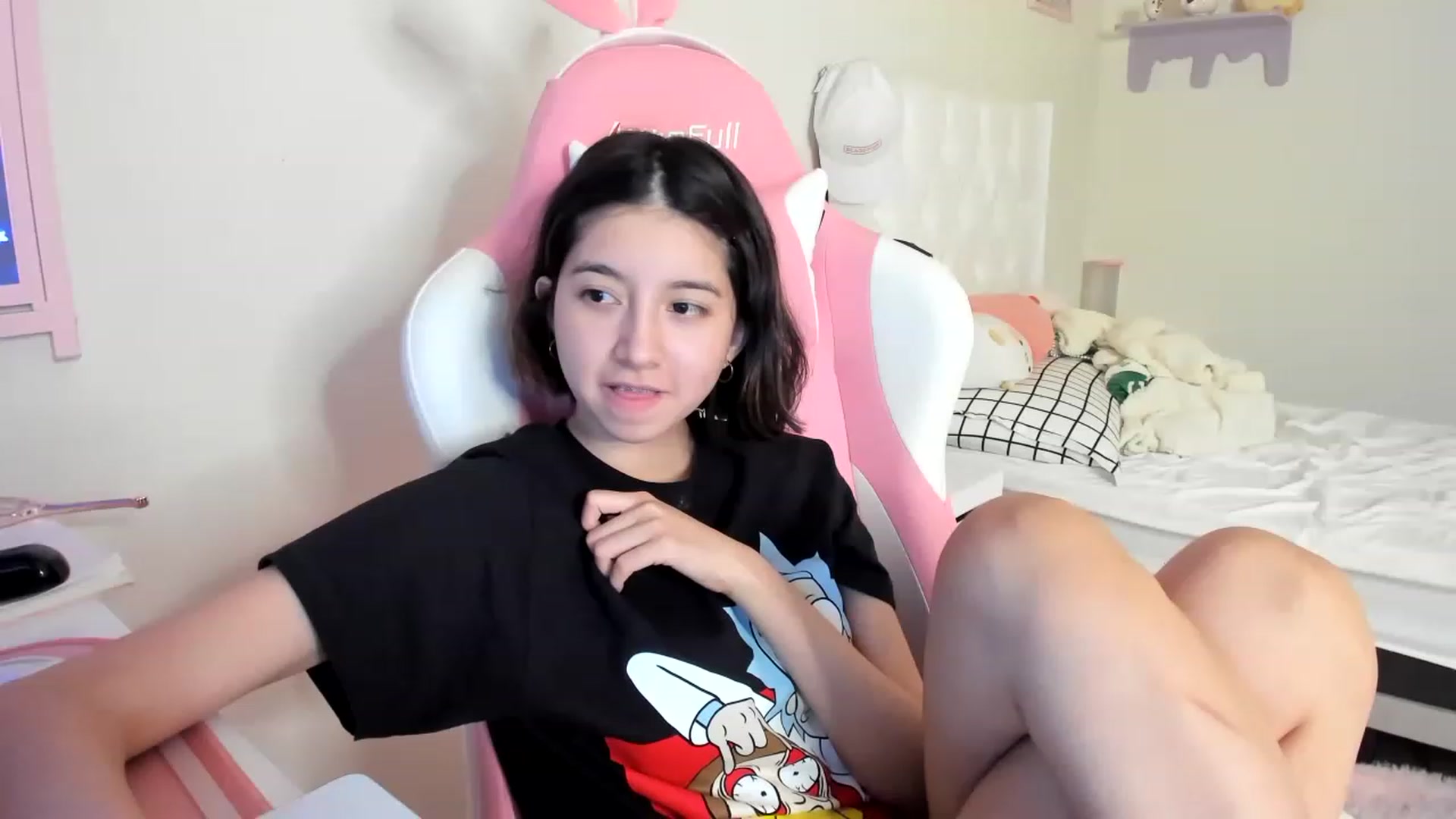 Gallery image thumbnail from Cherrycute666's myfreecams stream on, 05/15/2023, 05:24 image 3 of 20