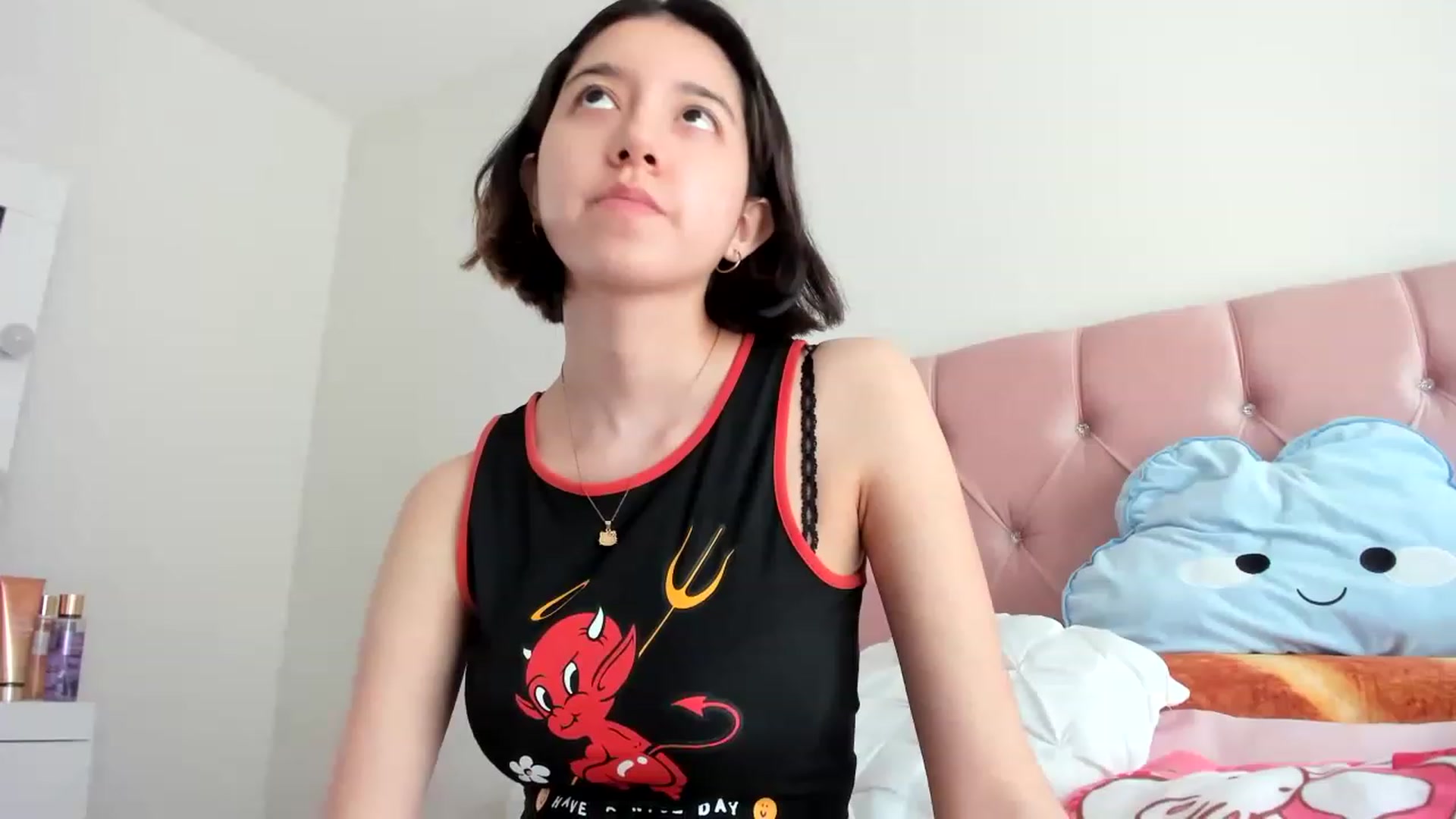 Gallery image thumbnail from Cherrycute666's myfreecams stream on, 05/15/2023, 20:12 image 16 of 20