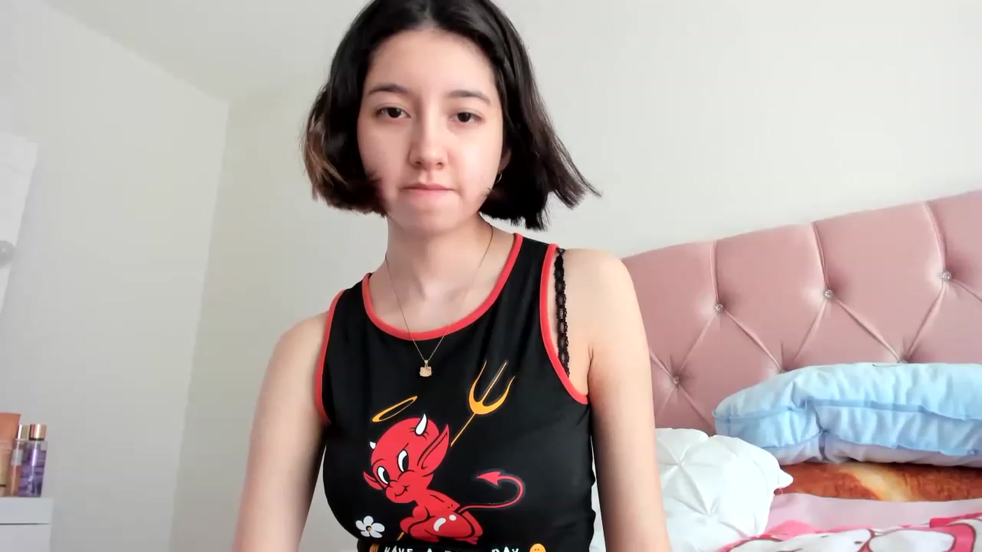 Gallery image thumbnail from Cherrycute666's myfreecams stream on, 05/15/2023, 20:12 image 3 of 20