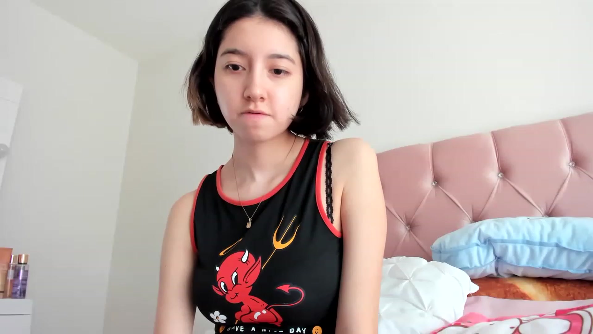 Gallery image thumbnail from Cherrycute666's myfreecams stream on, 05/15/2023, 20:12 image 4 of 20