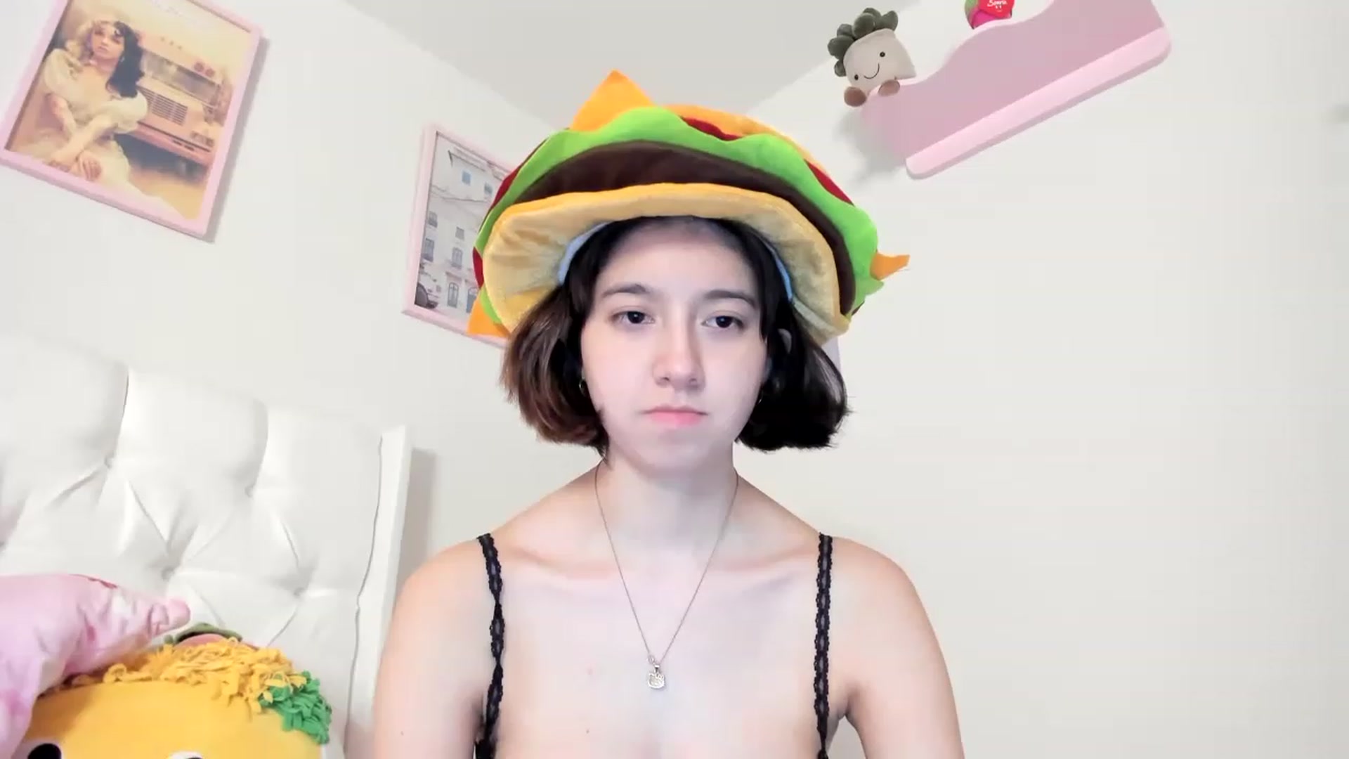 Gallery image thumbnail from Cherrycute666's myfreecams stream on, 05/16/2023, 05:58 image 19 of 20