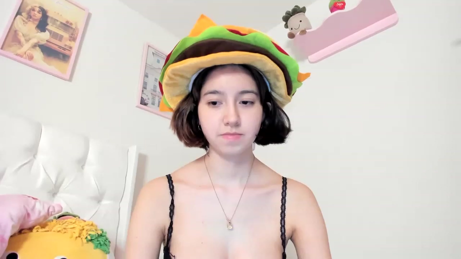 Gallery image thumbnail from Cherrycute666's myfreecams stream on, 05/16/2023, 05:58 image 9 of 20