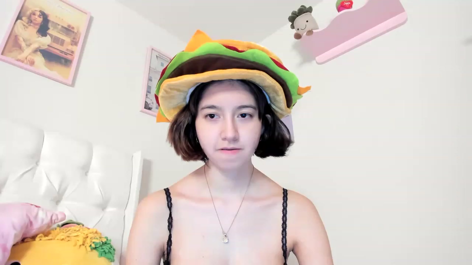 Gallery image thumbnail from Cherrycute666's myfreecams stream on, 05/16/2023, 05:58 image 17 of 20