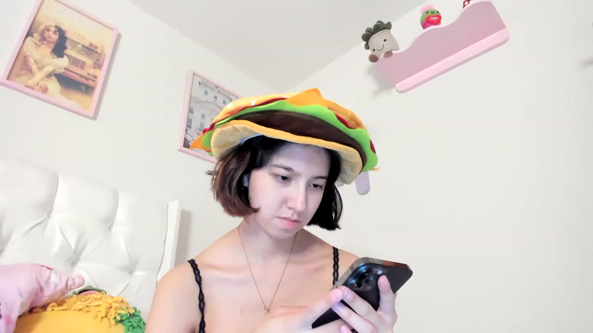 Gallery image thumbnail from Cherrycute666's myfreecams stream on, 05/16/2023, 05:58 image 14 of 20