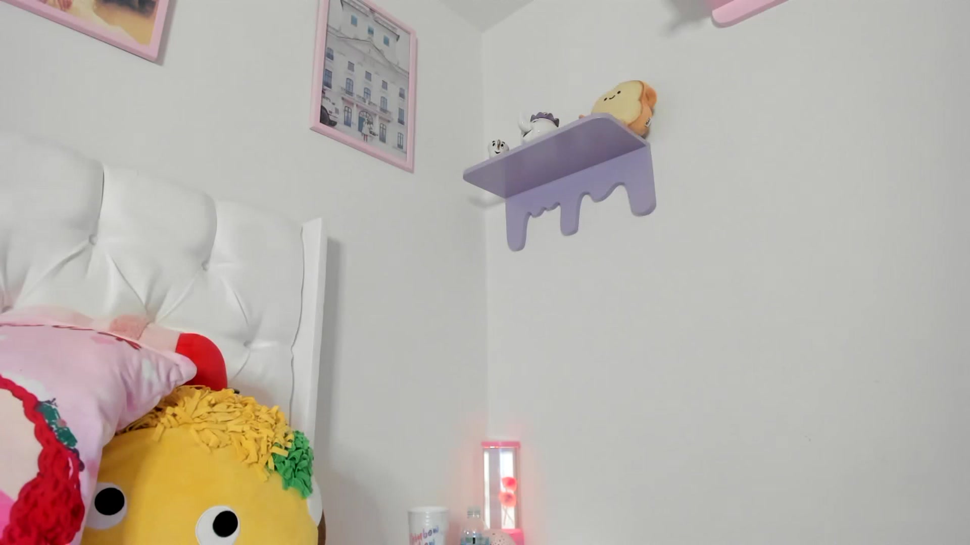 Gallery image thumbnail from Cherrycute666's myfreecams stream on, 05/16/2023, 09:33 image 20 of 20