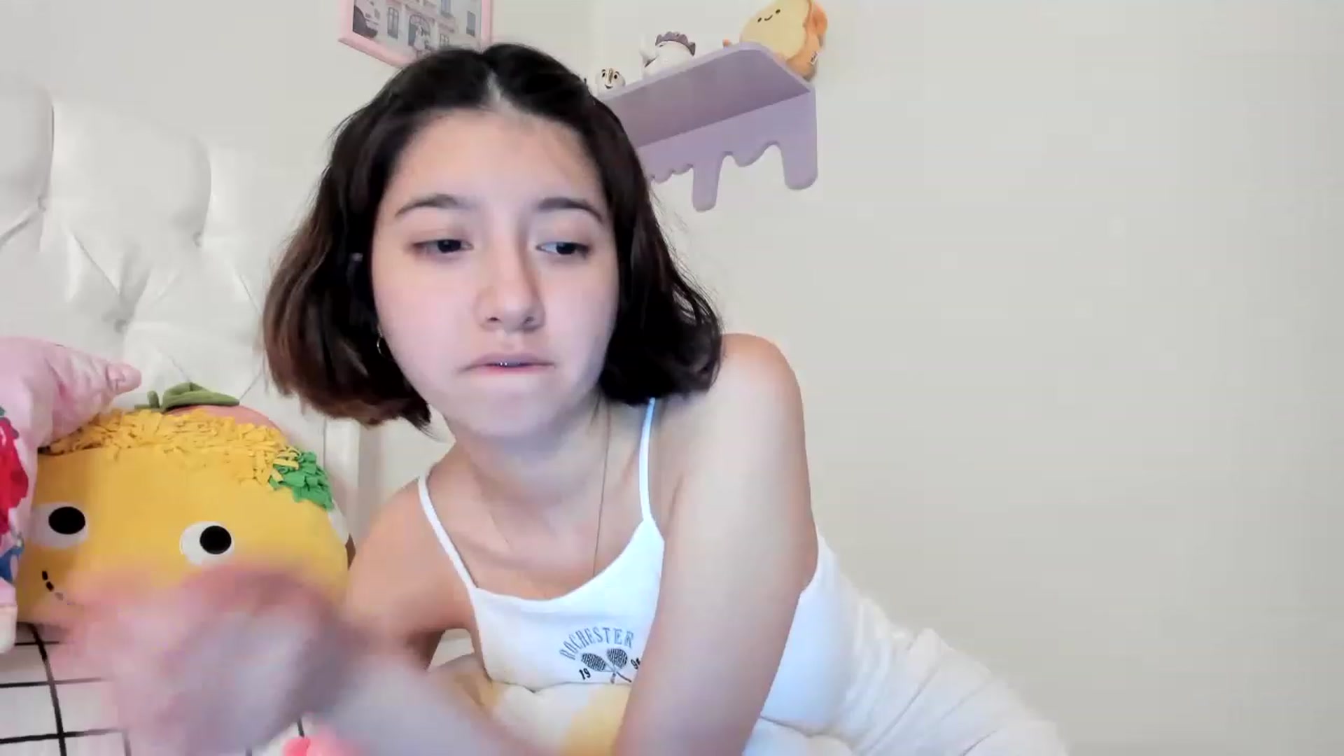 Gallery image thumbnail from Cherrycute666's myfreecams stream on, 05/16/2023, 09:33 image 3 of 20