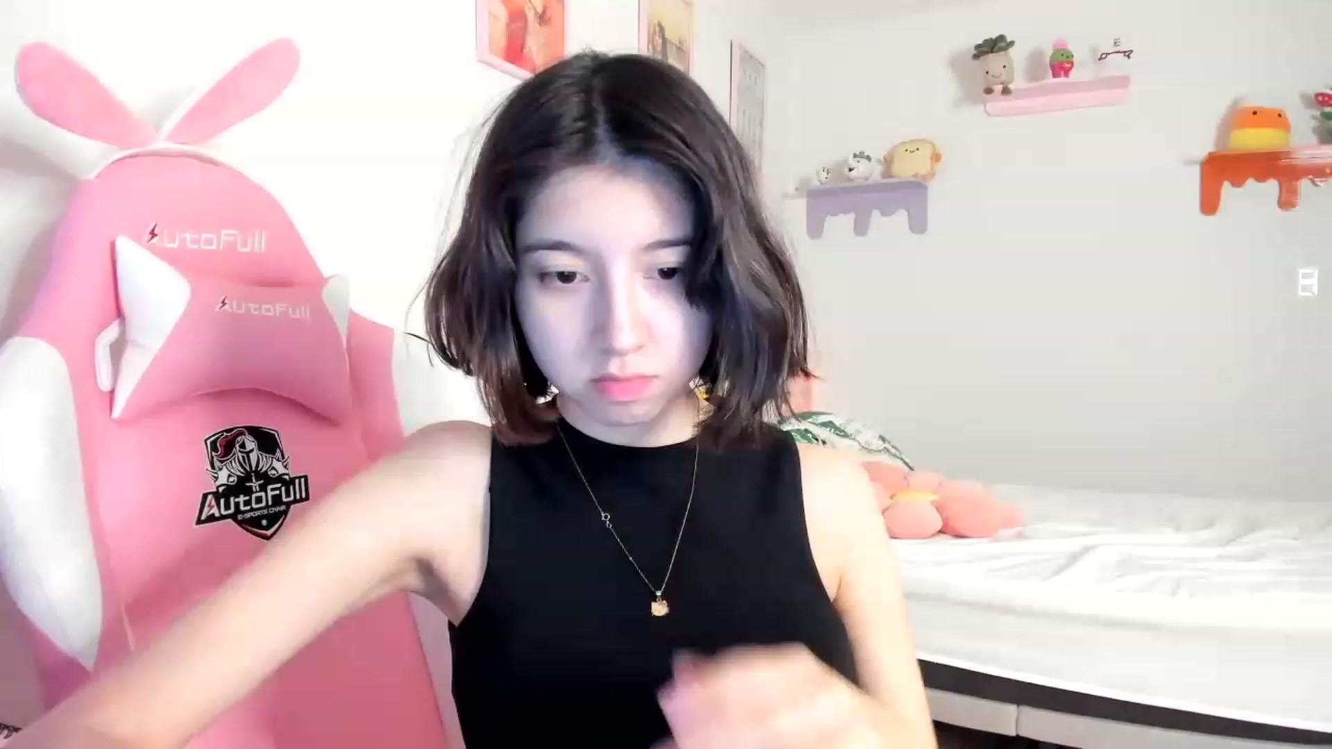 Gallery image thumbnail from Cherrycute666's myfreecams stream on, 05/17/2023, 07:48 image 4 of 20