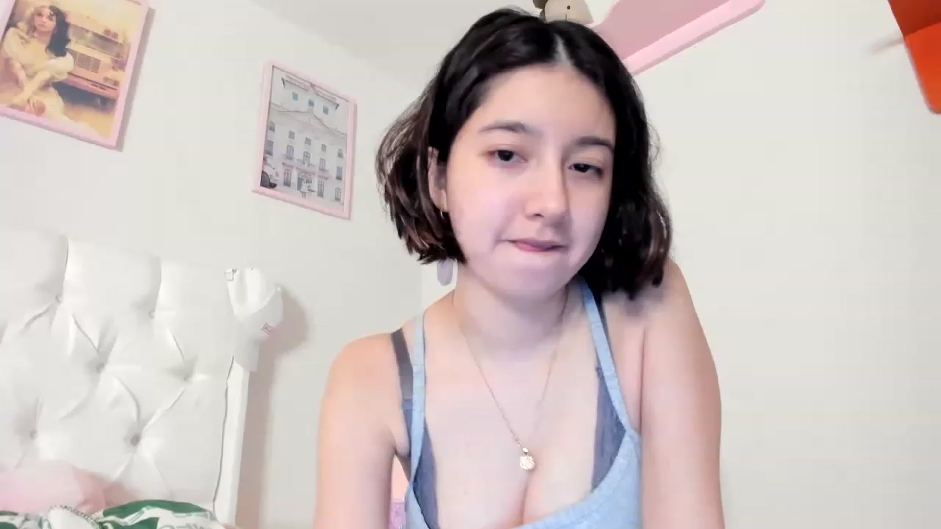 Gallery image thumbnail from Cherrycute666's myfreecams stream on, 05/17/2023, 08:46 image 12 of 20