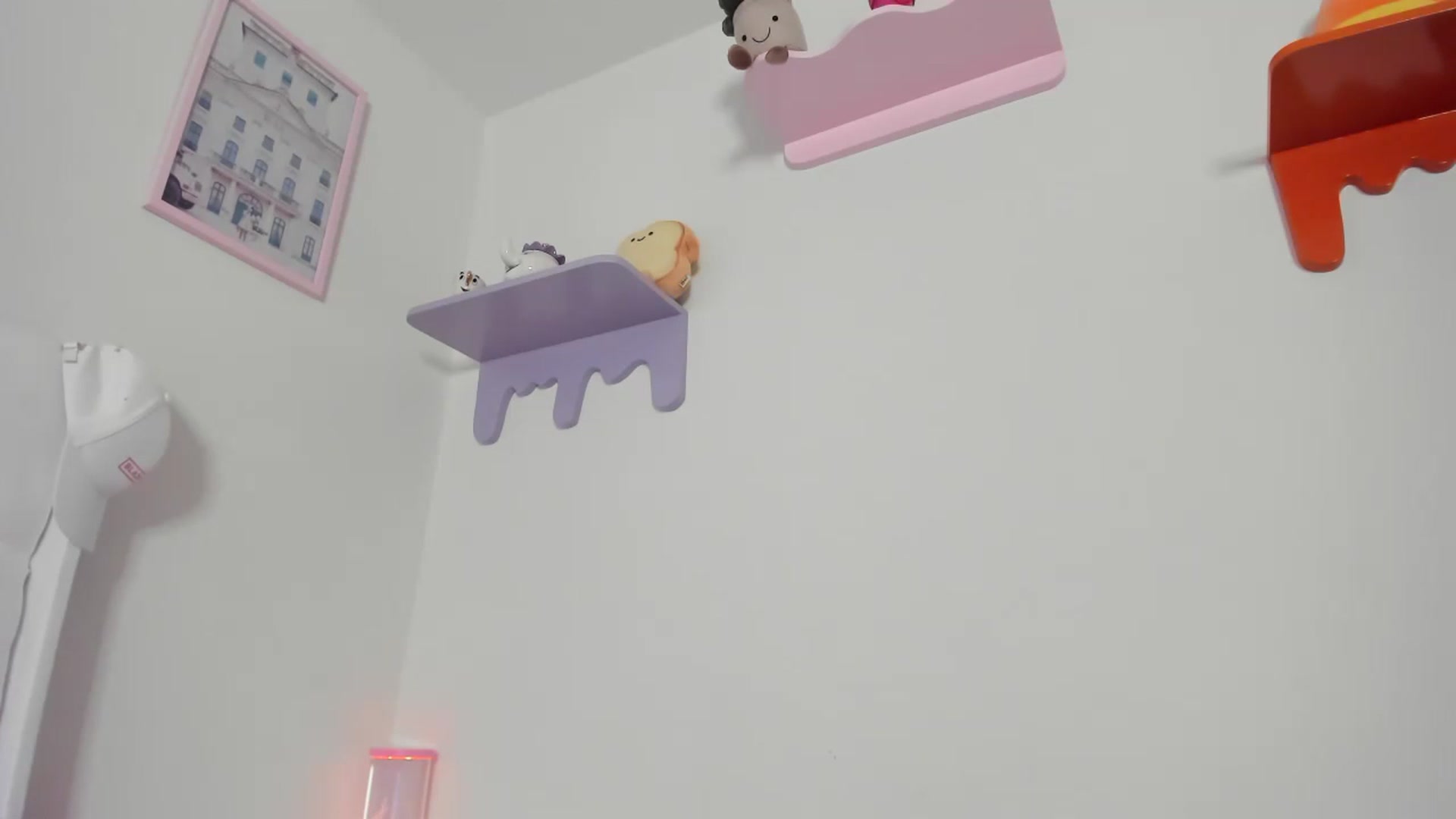 Gallery image thumbnail from Cherrycute666's myfreecams stream on, 05/17/2023, 09:53 image 17 of 20
