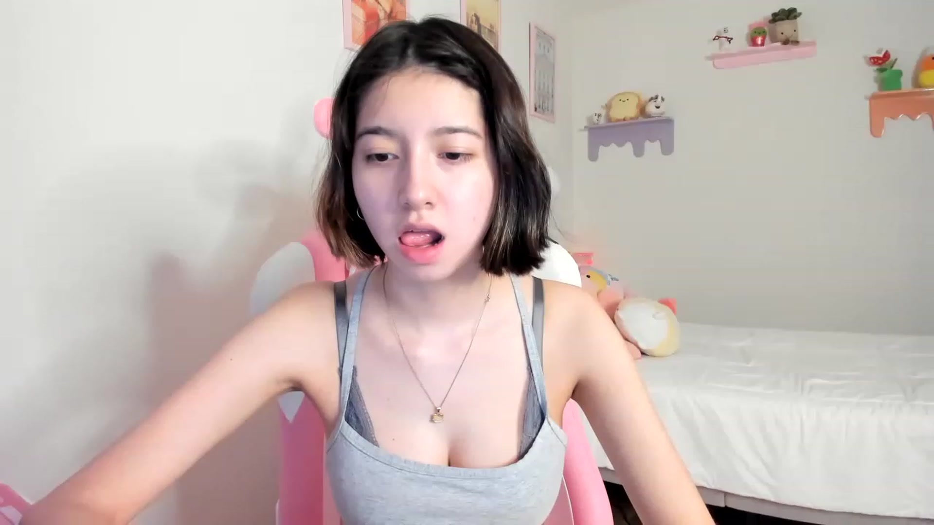 Gallery image thumbnail from Cherrycute666's myfreecams stream on, 05/18/2023, 02:53 image 12 of 20