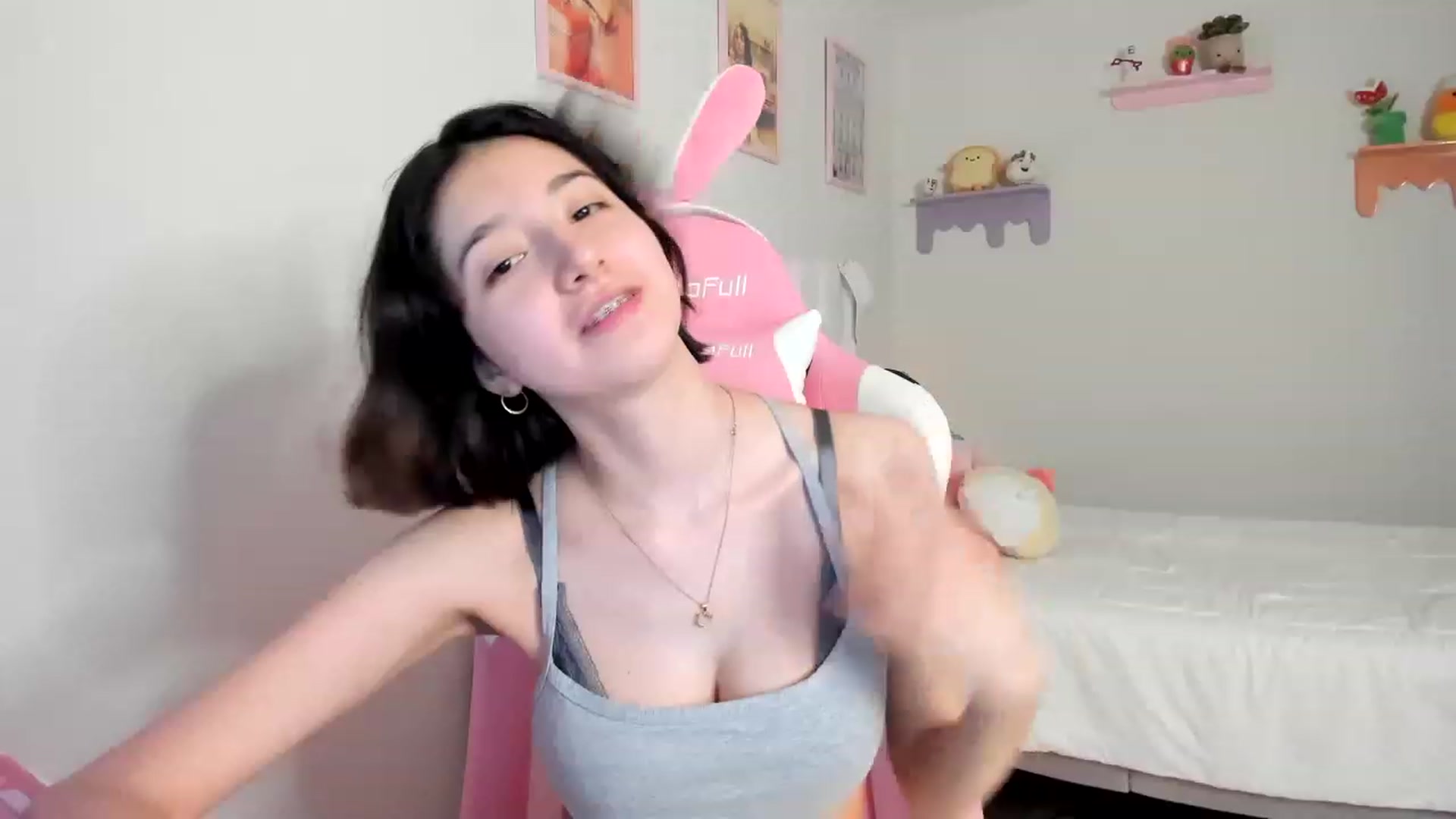 Gallery image thumbnail from Cherrycute666's myfreecams stream on, 05/18/2023, 02:53 image 15 of 20