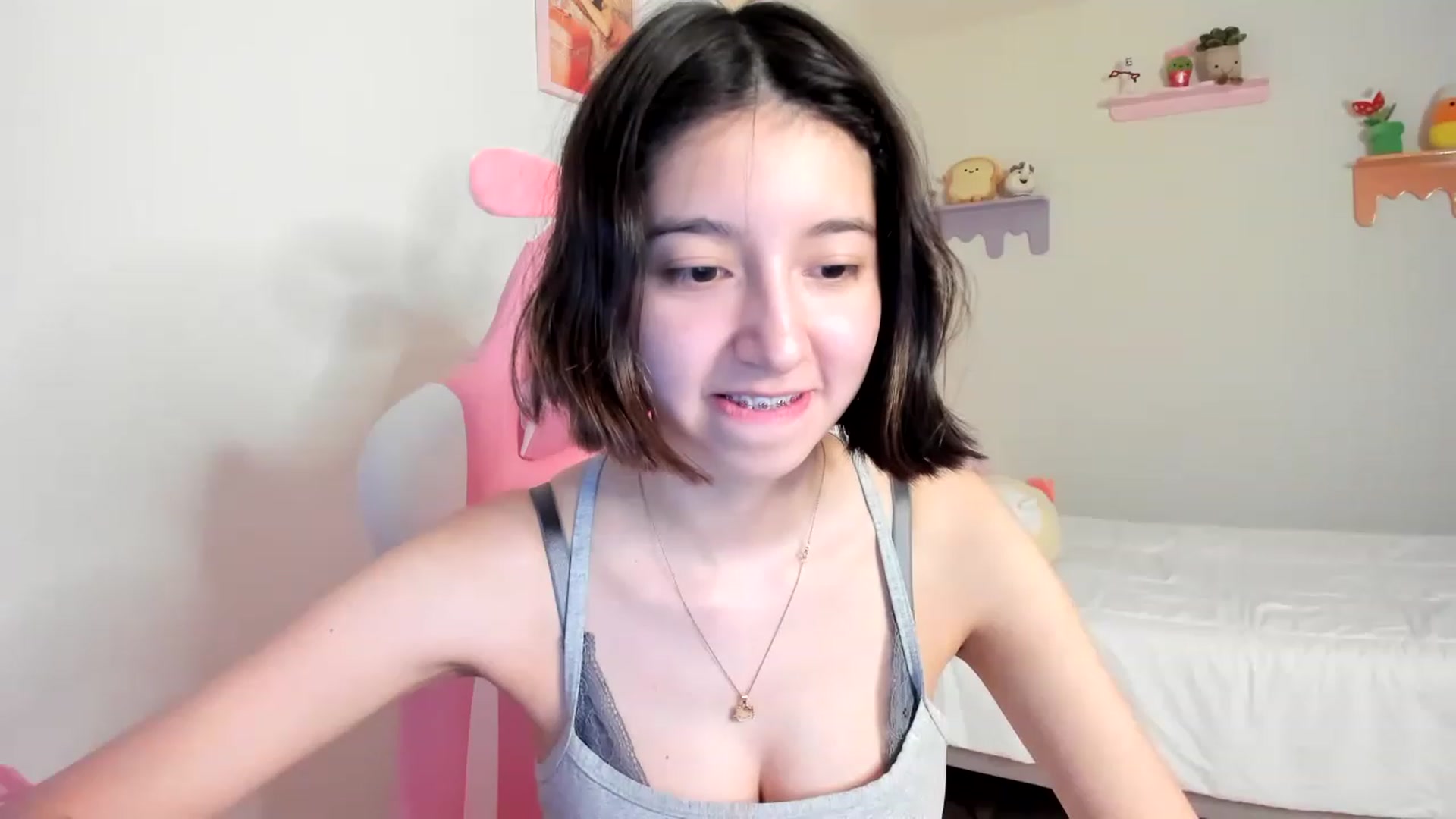 Gallery image thumbnail from Cherrycute666's myfreecams stream on, 05/18/2023, 04:27 image 2 of 20
