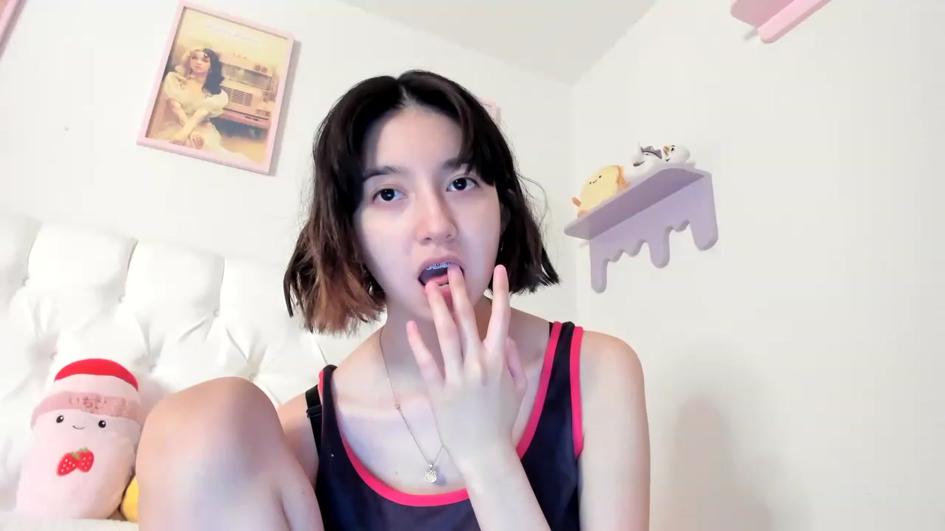 Gallery image thumbnail from Cherrycute666's myfreecams stream on, 05/18/2023, 06:52 image 7 of 20