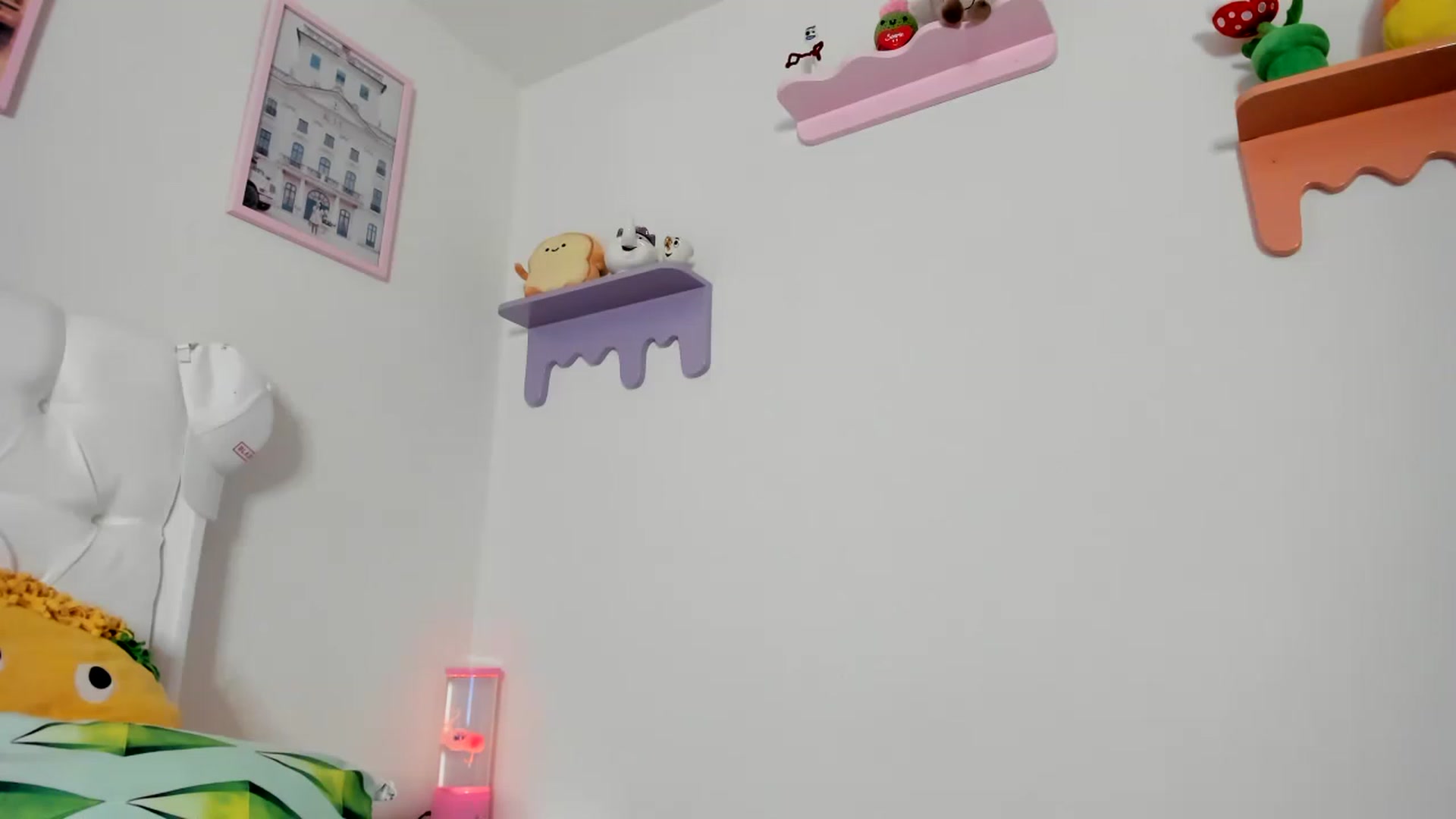 Gallery image thumbnail from Cherrycute666's myfreecams stream on, 05/18/2023, 06:52 image 16 of 20