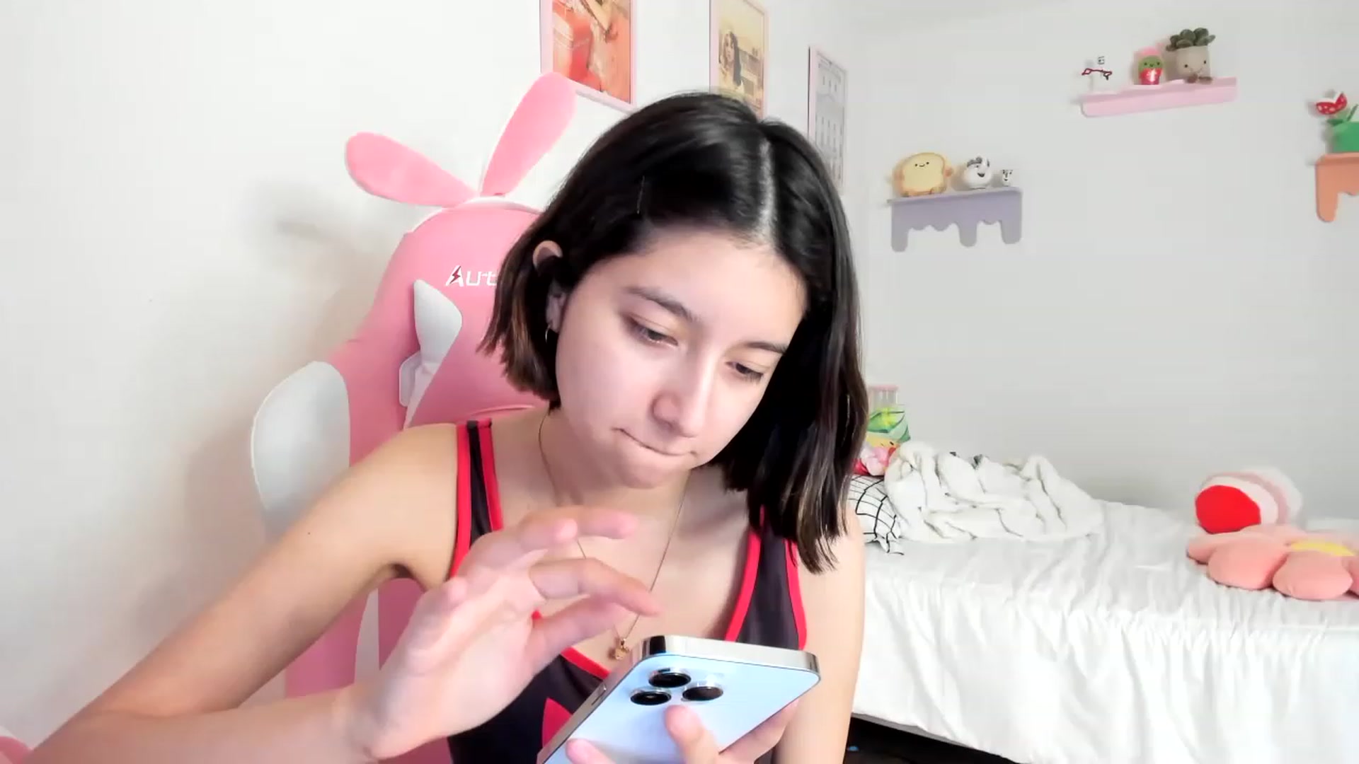 Gallery image thumbnail from Cherrycute666's myfreecams stream on, 05/18/2023, 21:54 image 9 of 20