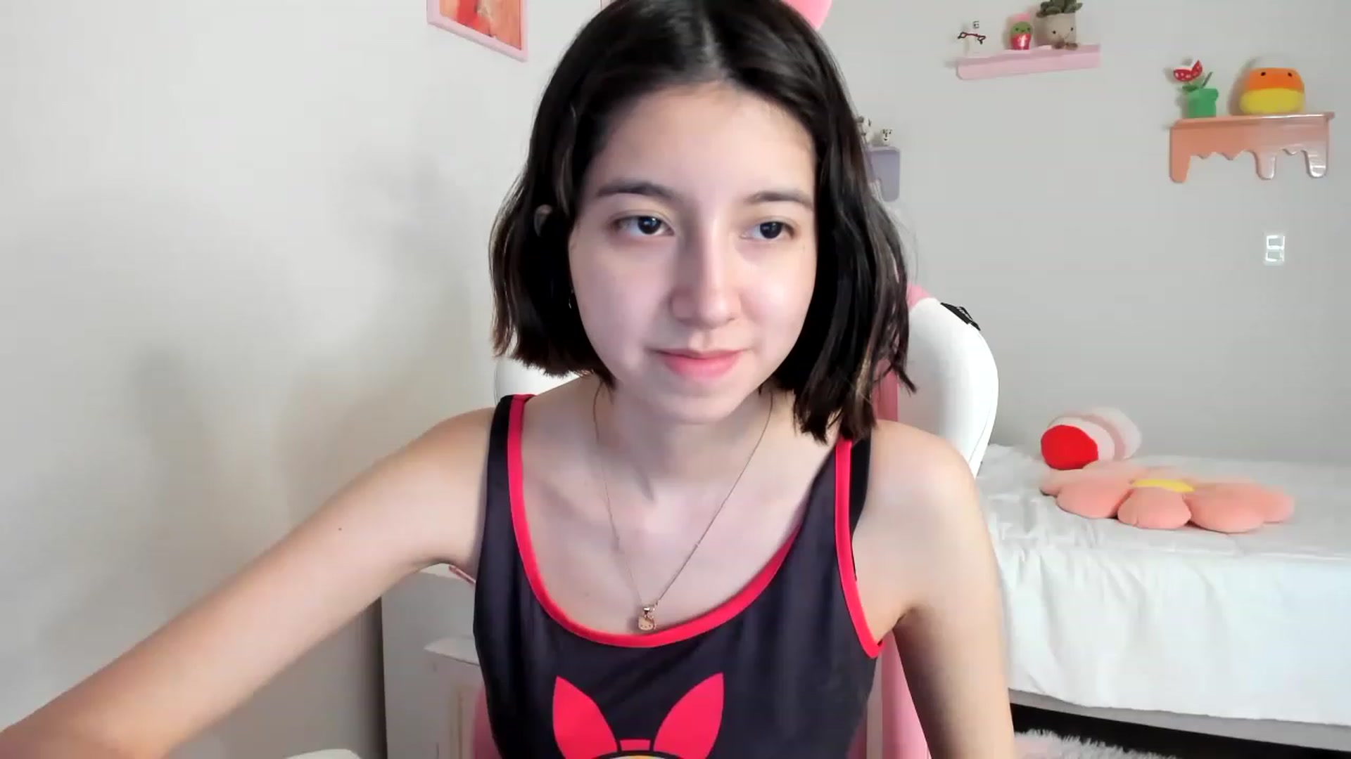 Gallery image thumbnail from Cherrycute666's myfreecams stream on, 05/18/2023, 23:22 image 5 of 20
