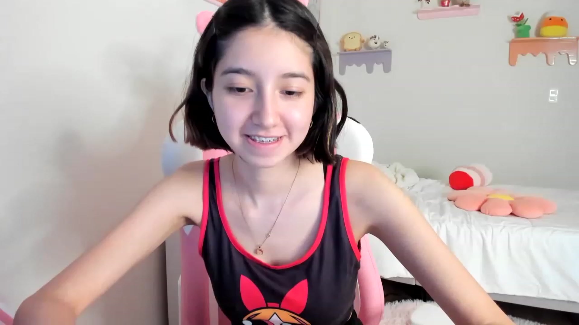 Gallery image thumbnail from Cherrycute666's myfreecams stream on, 05/19/2023, 02:18 image 2 of 20