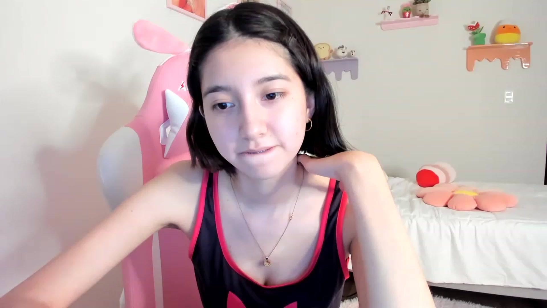 Gallery image thumbnail from Cherrycute666's myfreecams stream on, 05/19/2023, 02:18 image 14 of 20