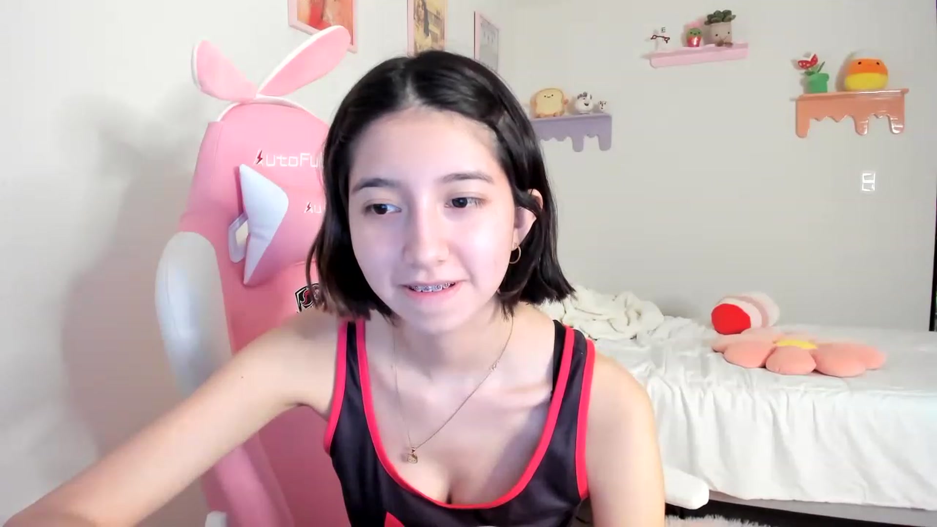 Gallery image thumbnail from Cherrycute666's myfreecams stream on, 05/19/2023, 02:18 image 10 of 20