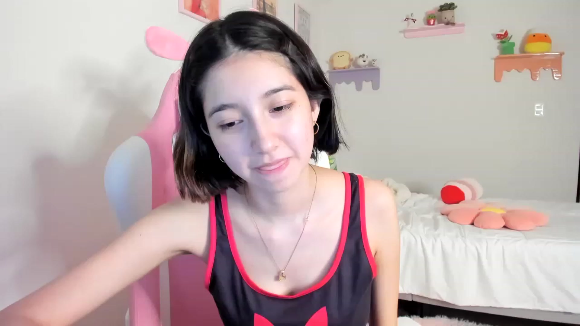 Gallery image thumbnail from Cherrycute666's myfreecams stream on, 05/19/2023, 02:18 image 13 of 20