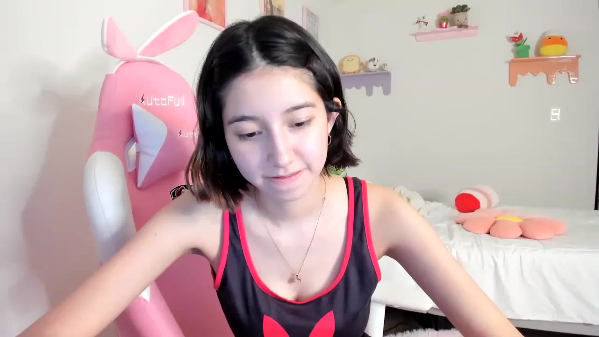 Gallery image thumbnail from Cherrycute666's myfreecams stream on, 05/19/2023, 02:18 image 9 of 20