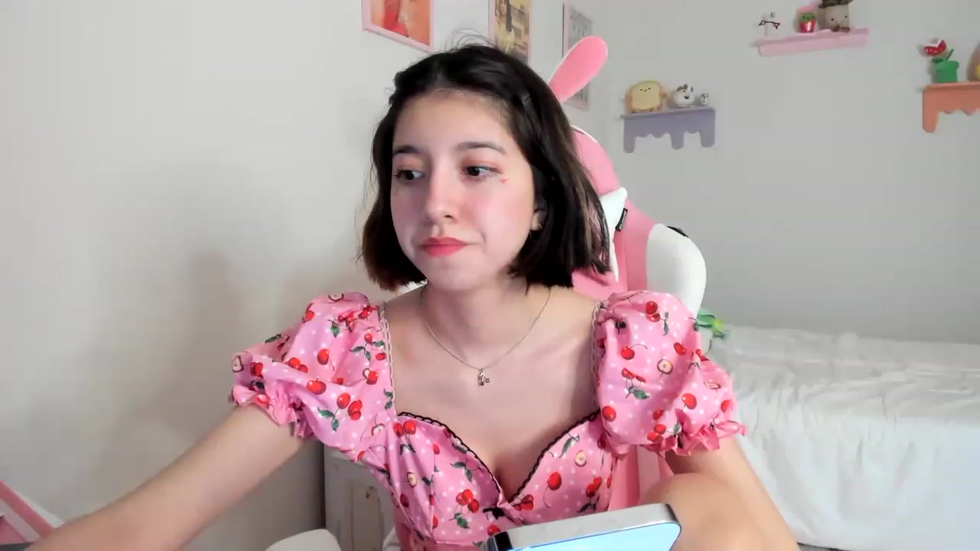Gallery image thumbnail from Cherrycute666's myfreecams stream on, 05/19/2023, 23:29 image 4 of 20