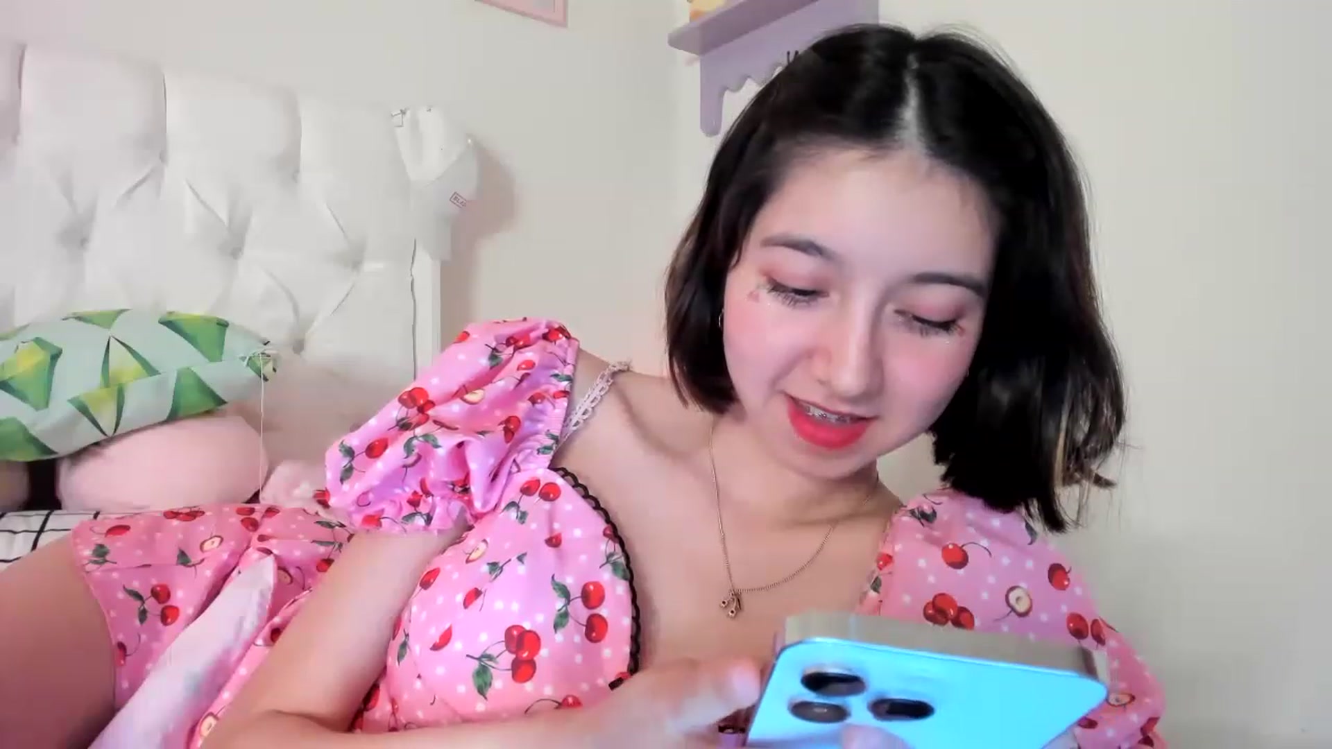 Gallery image thumbnail from Cherrycute666's myfreecams stream on, 05/20/2023, 03:29 image 13 of 20