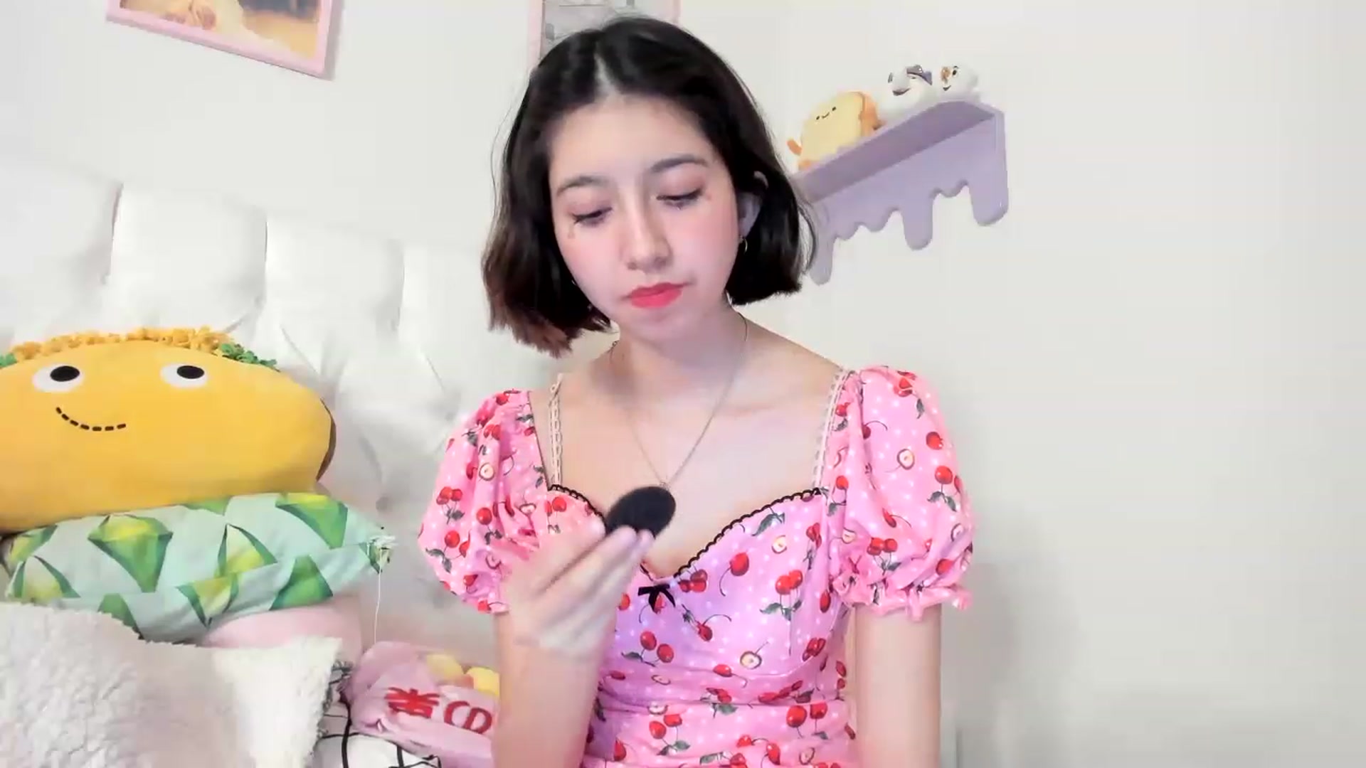 Gallery image thumbnail from Cherrycute666's myfreecams stream on, 05/20/2023, 03:29 image 15 of 20