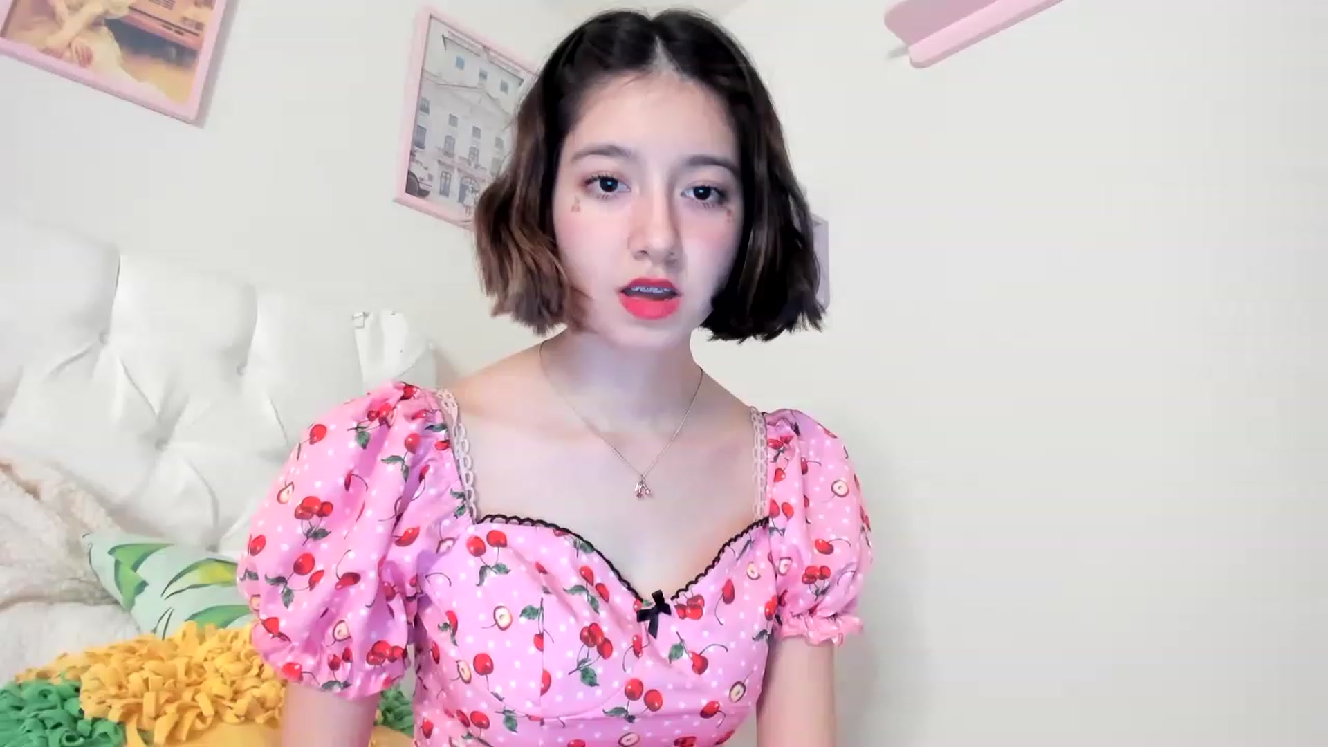 Gallery image thumbnail from Cherrycute666's myfreecams stream on, 05/20/2023, 08:47 image 5 of 20