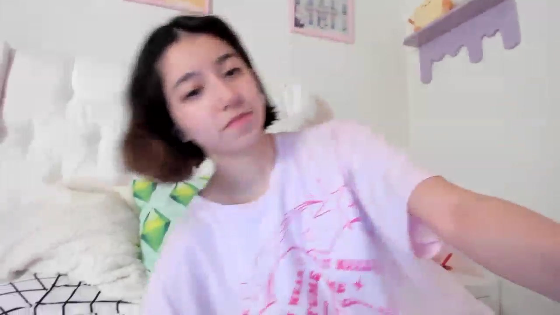 Gallery image thumbnail from Cherrycute666's myfreecams stream on, 05/20/2023, 13:34 image 15 of 20