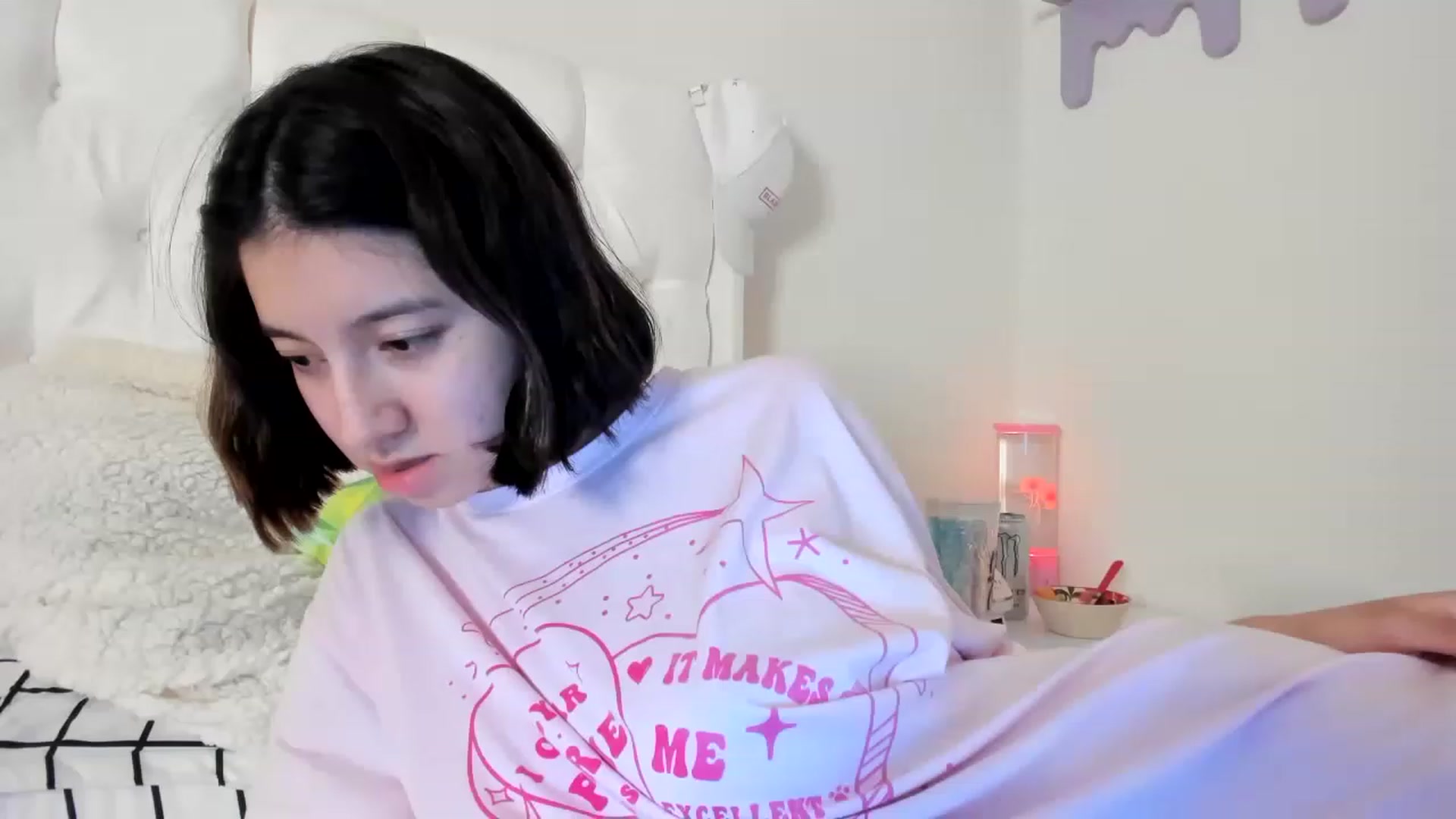 Gallery image thumbnail from Cherrycute666's myfreecams stream on, 05/20/2023, 13:34 image 6 of 20