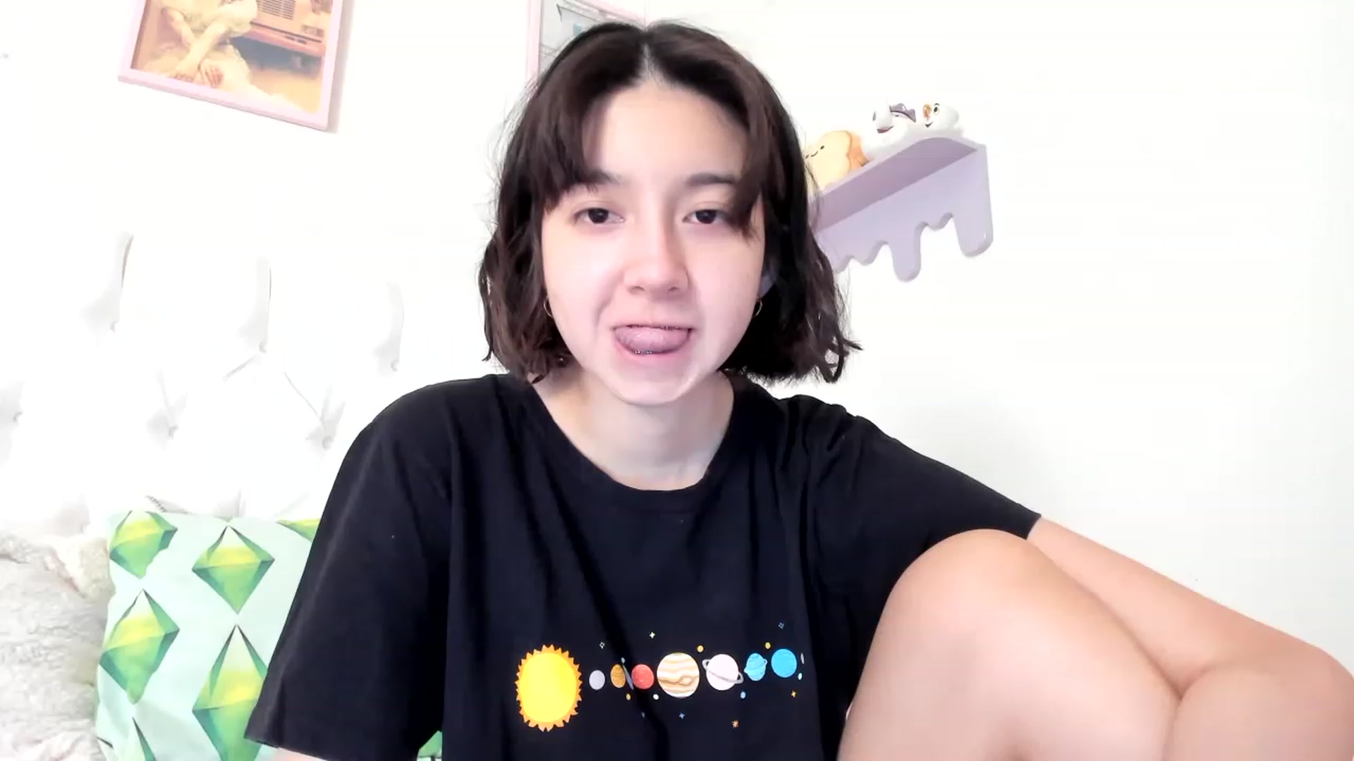 Gallery image thumbnail from Cherrycute666's myfreecams stream on, 05/20/2023, 15:28 image 7 of 20