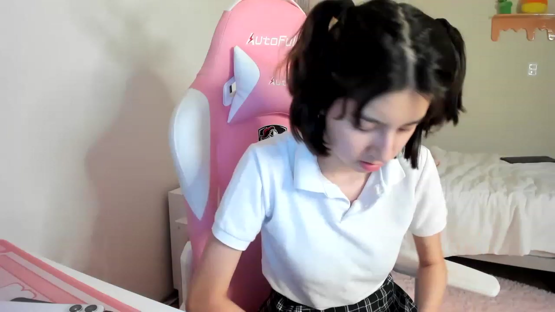 Gallery image thumbnail from Cherrycute666's myfreecams stream on, 05/21/2023, 05:43 image 5 of 20