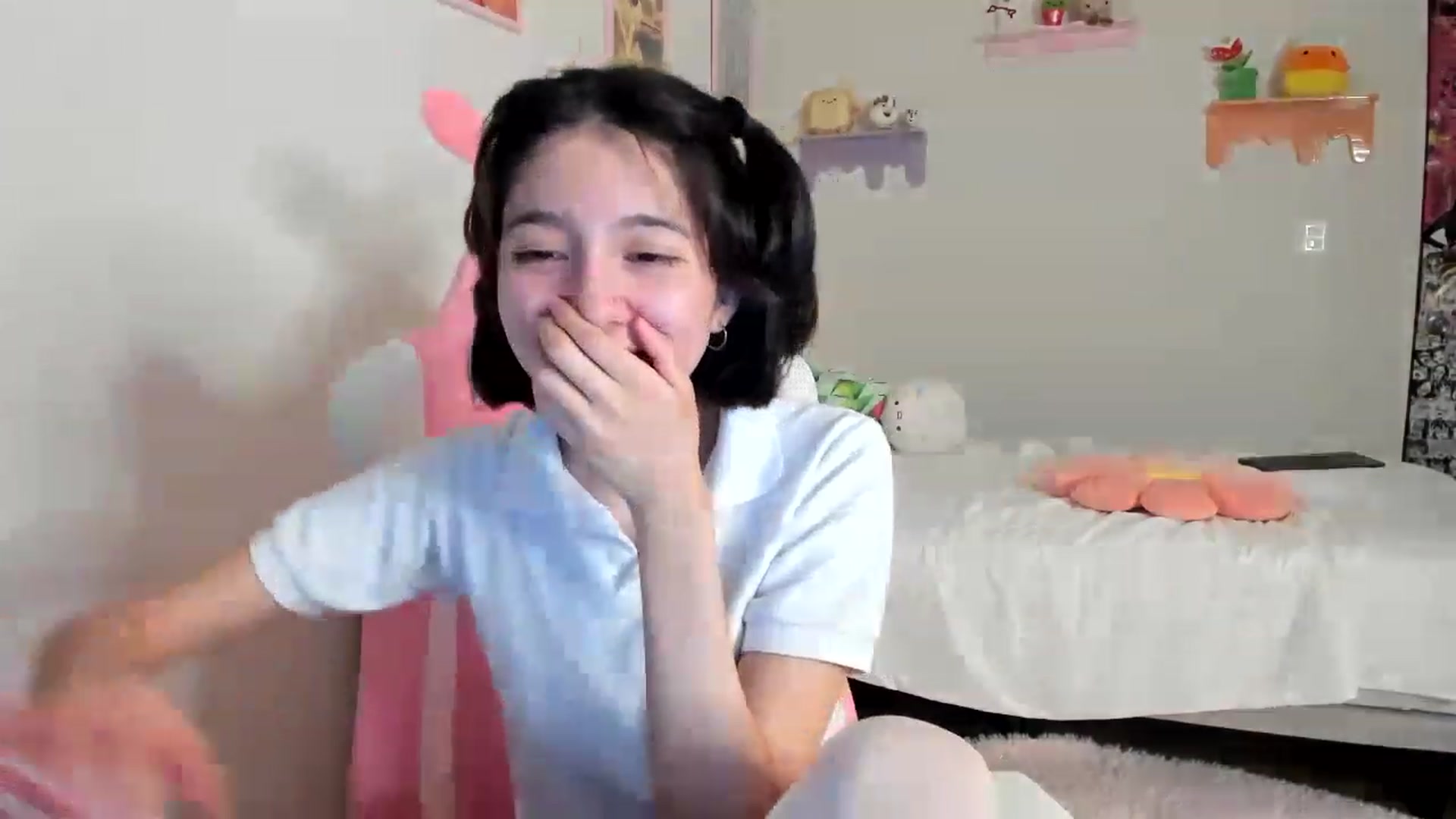 Gallery image thumbnail from Cherrycute666's myfreecams stream on, 05/21/2023, 08:53 image 17 of 20