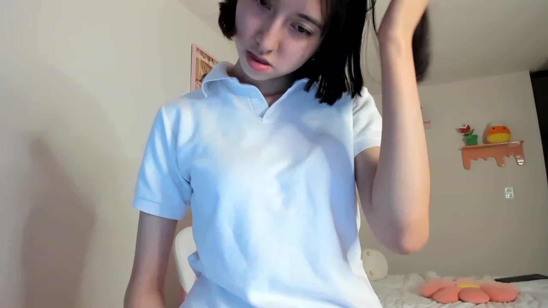 Gallery image thumbnail from Cherrycute666's myfreecams stream on, 05/21/2023, 10:44 image 12 of 20